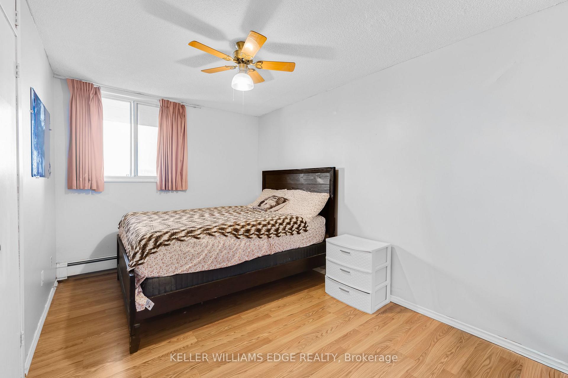 Photo 21 of Unit 708, 975 Warwick Court, Burlington, LaSalle — HOMEH