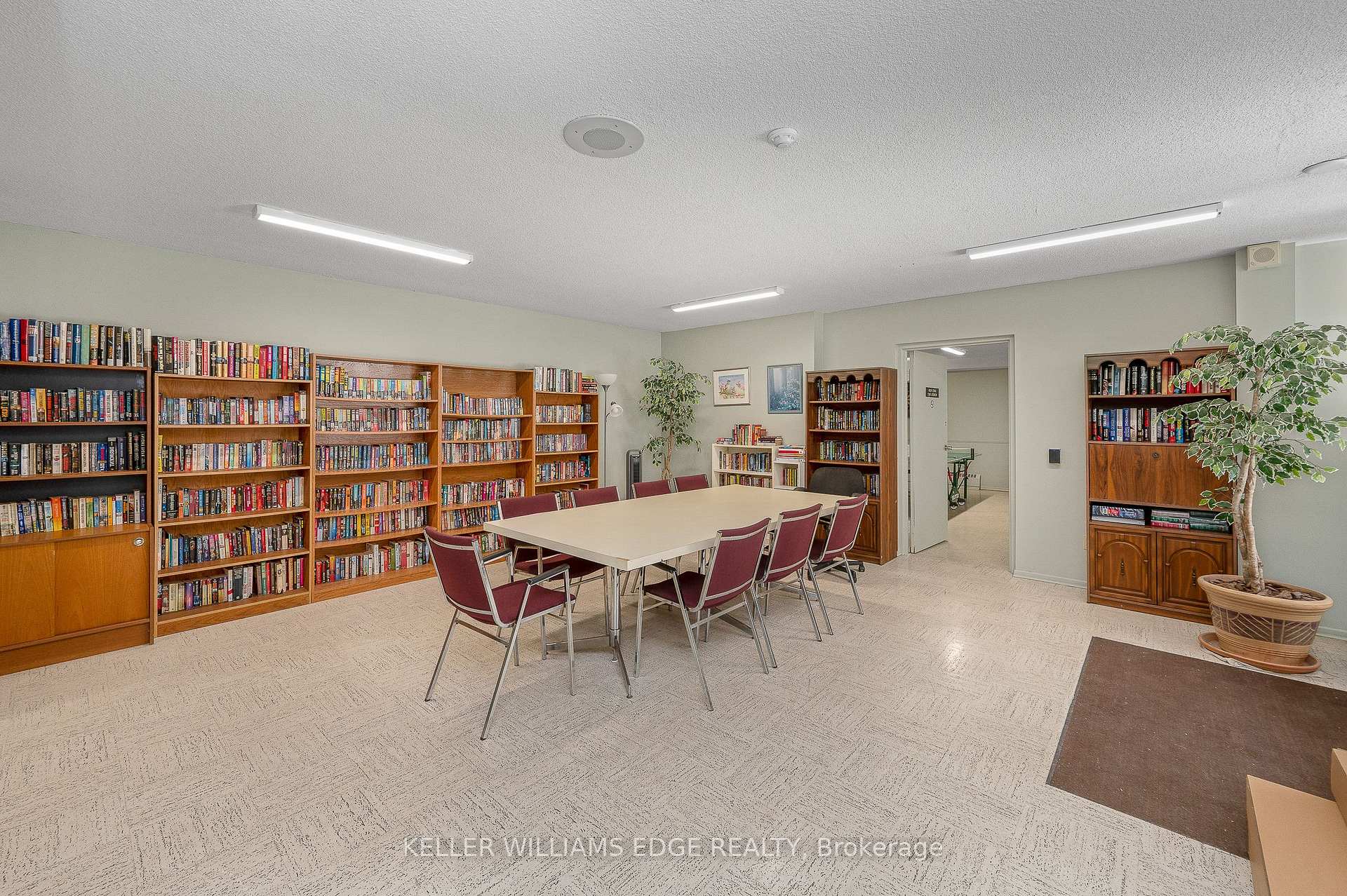 Photo 38 of Unit 708, 975 Warwick Court, Burlington, LaSalle — HOMEH