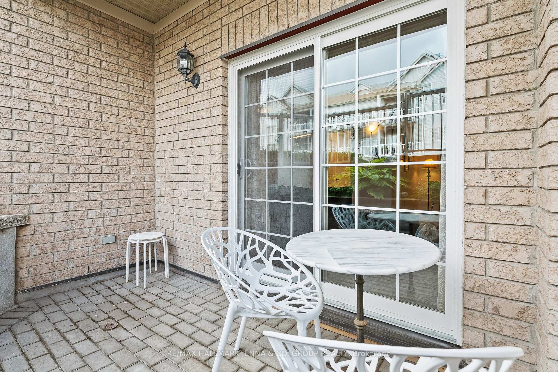 Photo 21 of Unit G, 102 Artesa Private, Ottawa, Kanata - Emerald Meadows/Trailwest — HOMEH