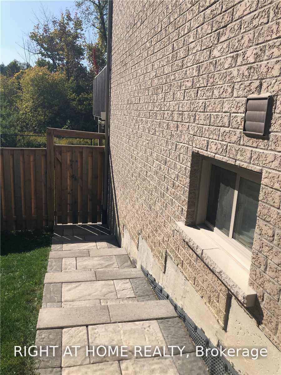Photo 9 of Unit Lower, 91 Stockell Crescent, Ajax, Northwest Ajax — HOMEH