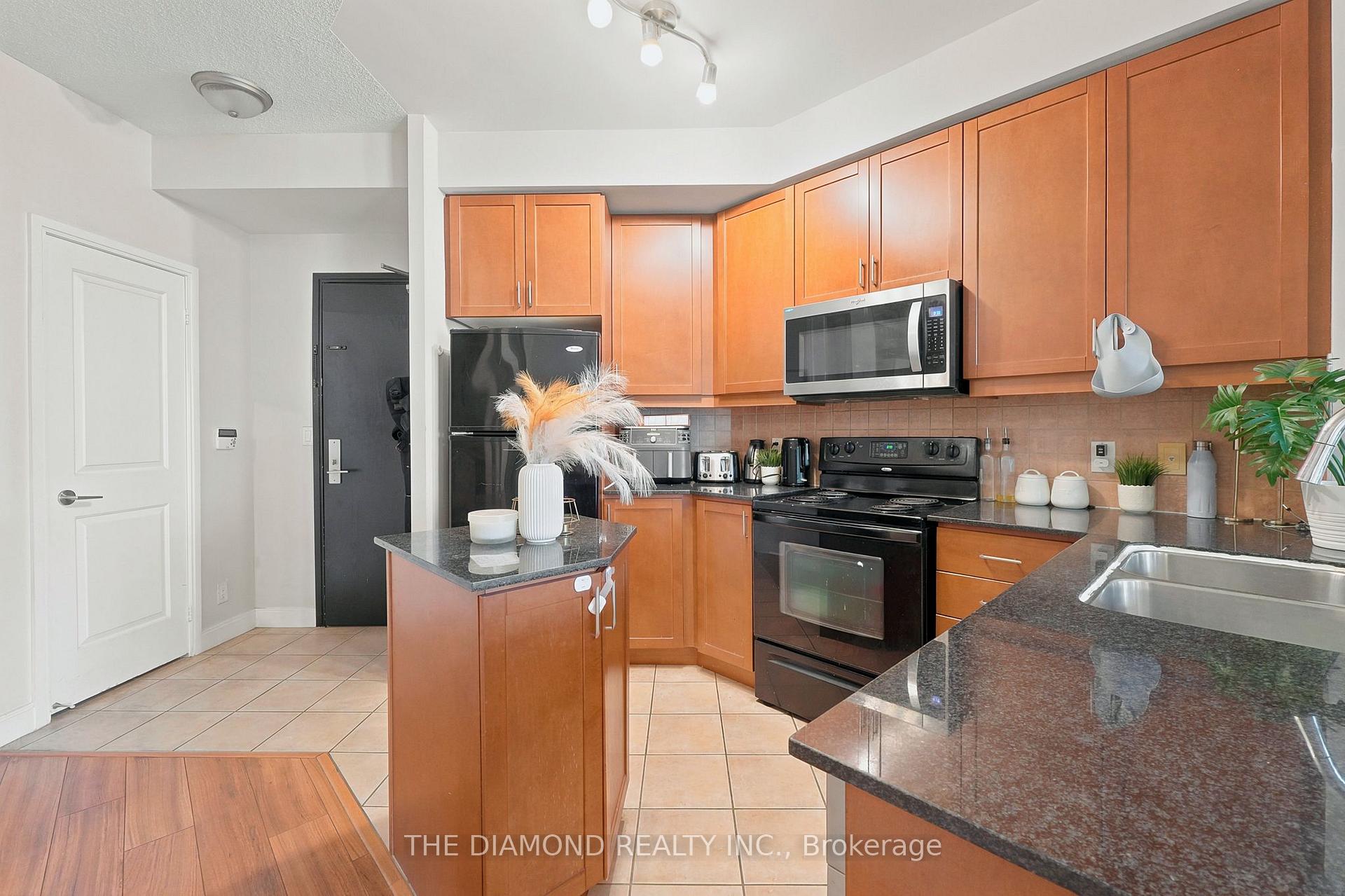 Photo 9 of Unit 1505, 90 Absolute Avenue, Mississauga, City Centre — HOMEH