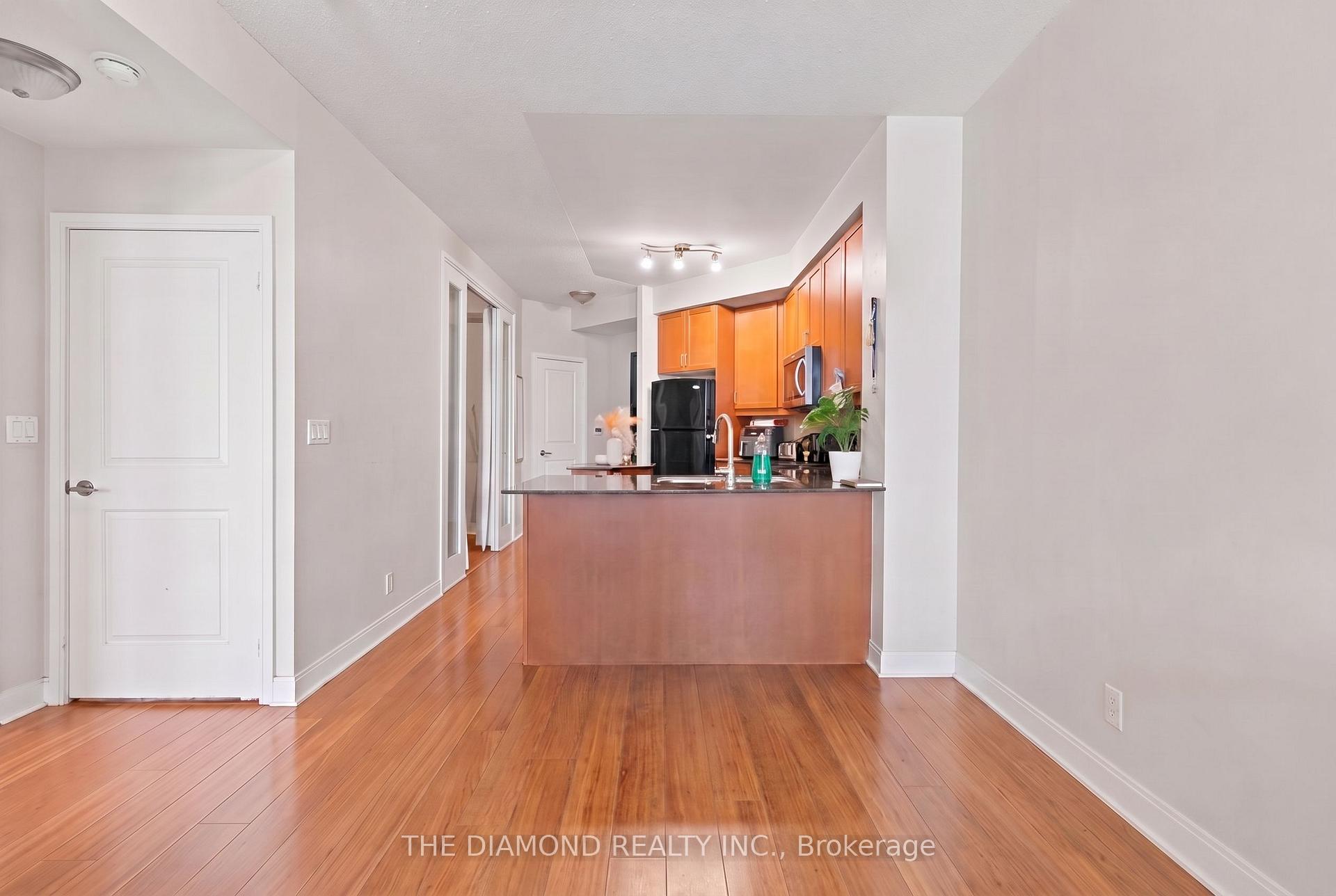 Photo 13 of Unit 1505, 90 Absolute Avenue, Mississauga, City Centre — HOMEH