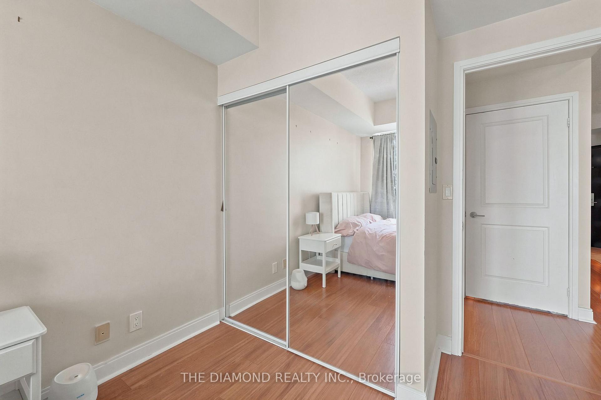 Photo 16 of Unit 1505, 90 Absolute Avenue, Mississauga, City Centre — HOMEH