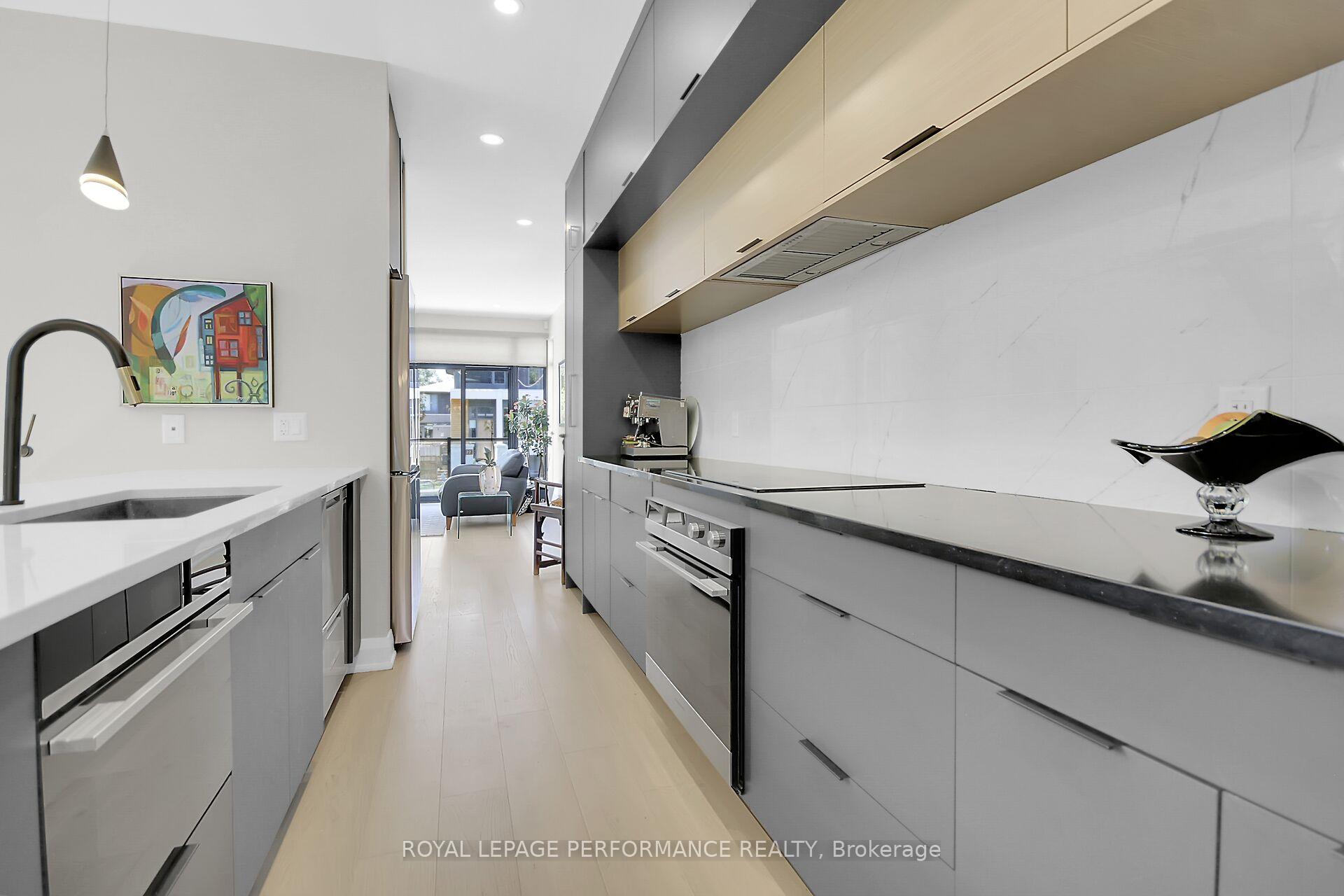Photo 4 of 525 Edison Avenue, Ottawa, McKellar/Highland — HOMEH