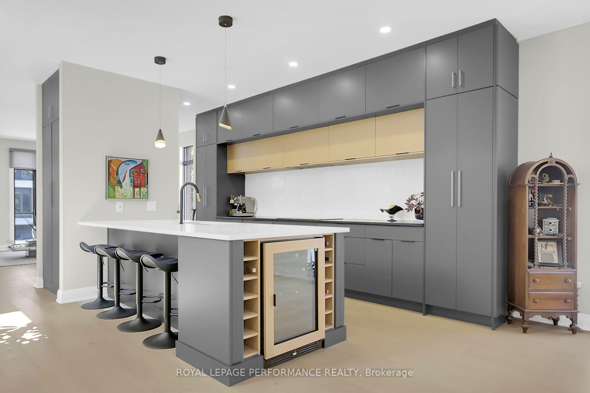 Photo 11 of 525 Edison Avenue, Ottawa, McKellar/Highland — HOMEH