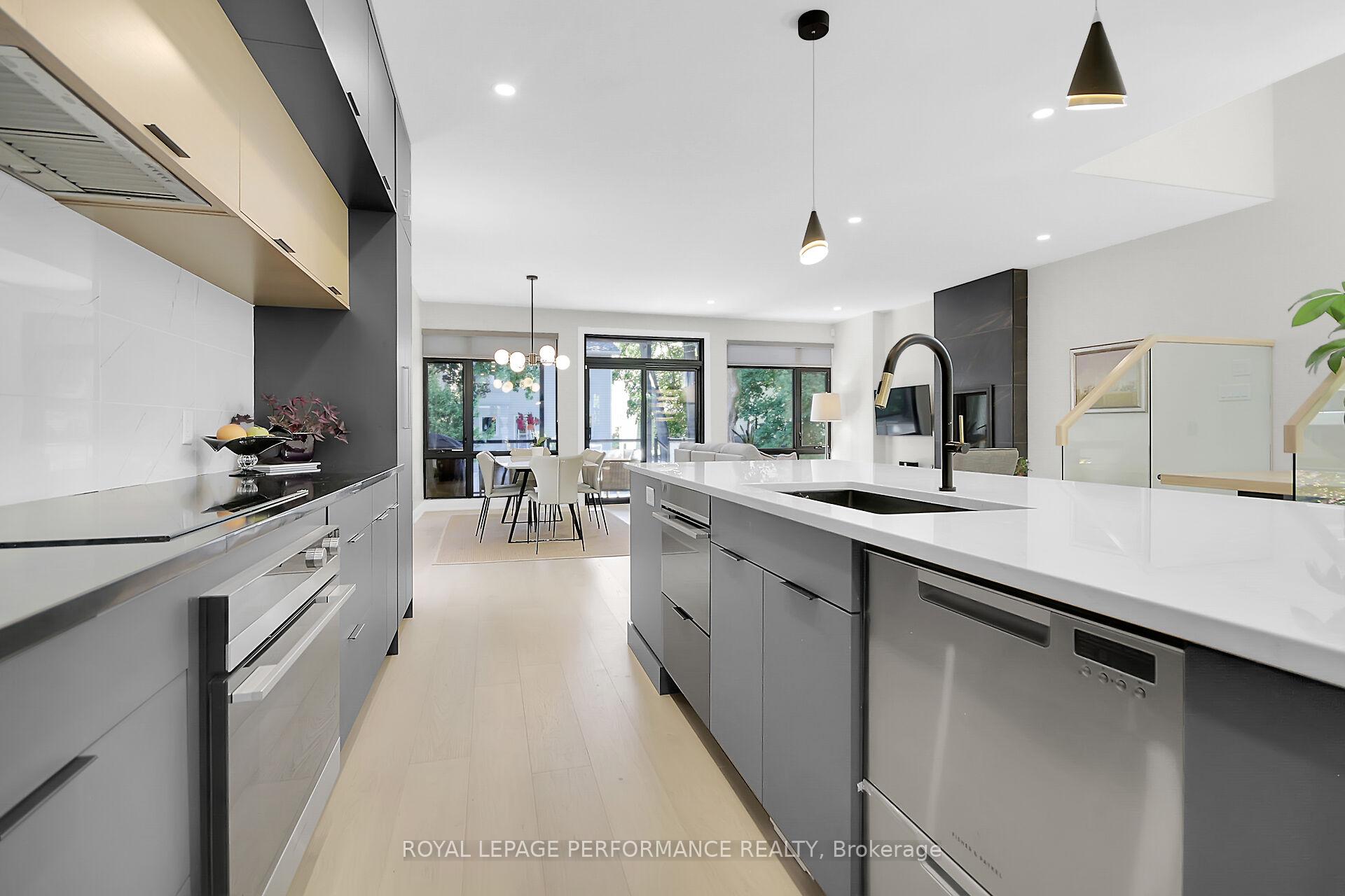Photo 14 of 525 Edison Avenue, Ottawa, McKellar/Highland — HOMEH