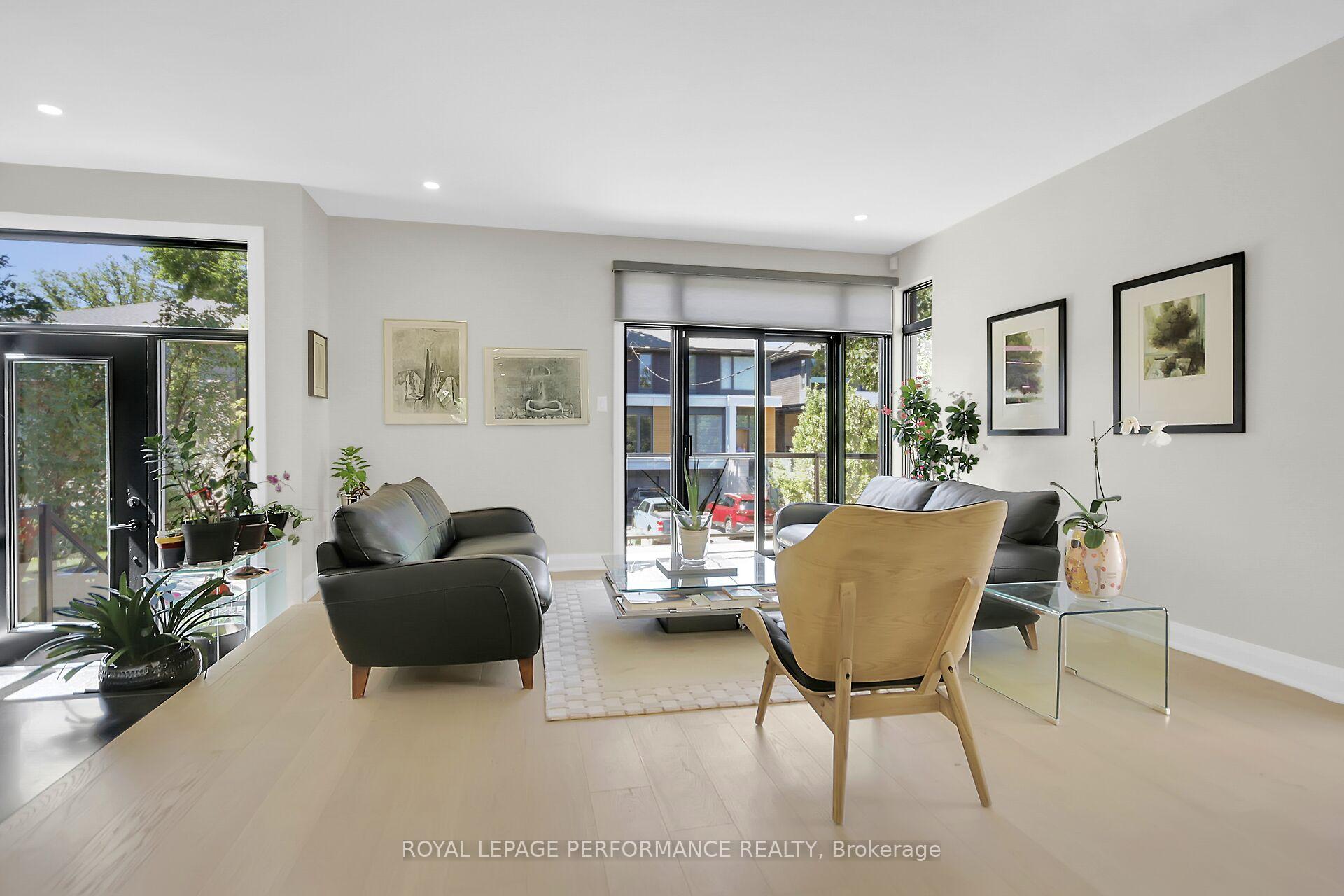 Photo 17 of 525 Edison Avenue, Ottawa, McKellar/Highland — HOMEH