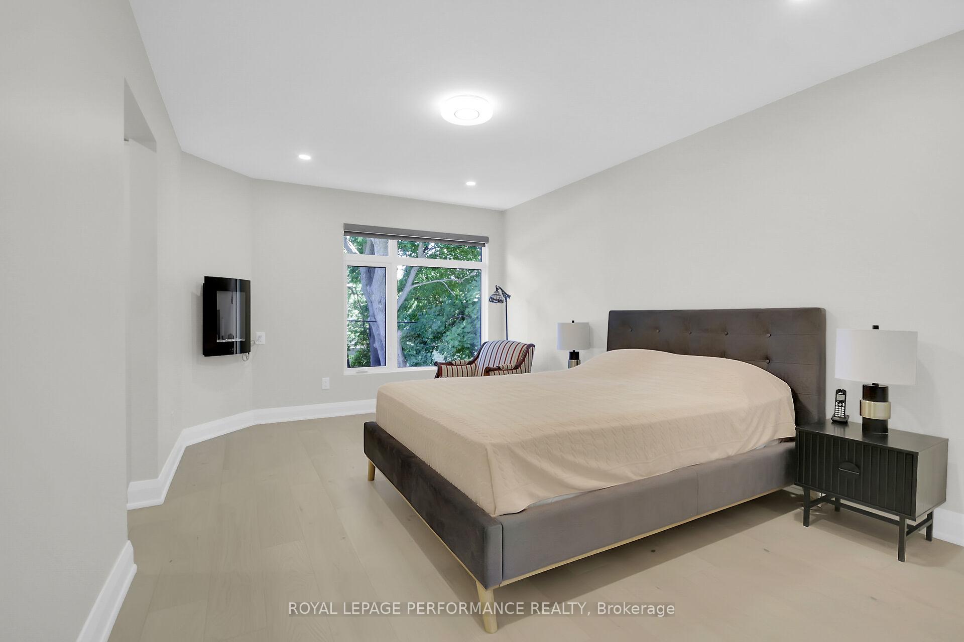 Photo 20 of 525 Edison Avenue, Ottawa, McKellar/Highland — HOMEH