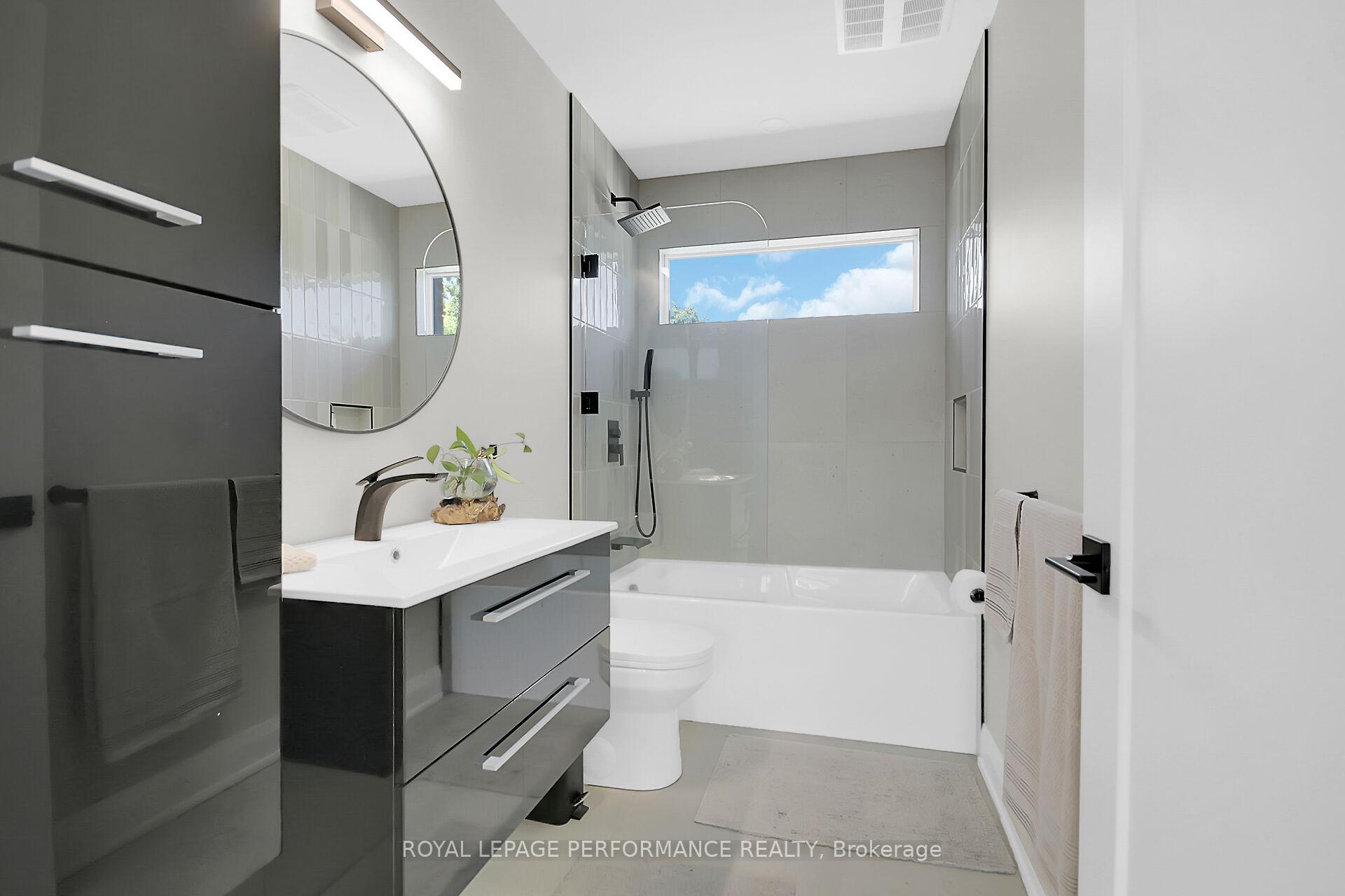 Photo 21 of 525 Edison Avenue, Ottawa, McKellar/Highland — HOMEH