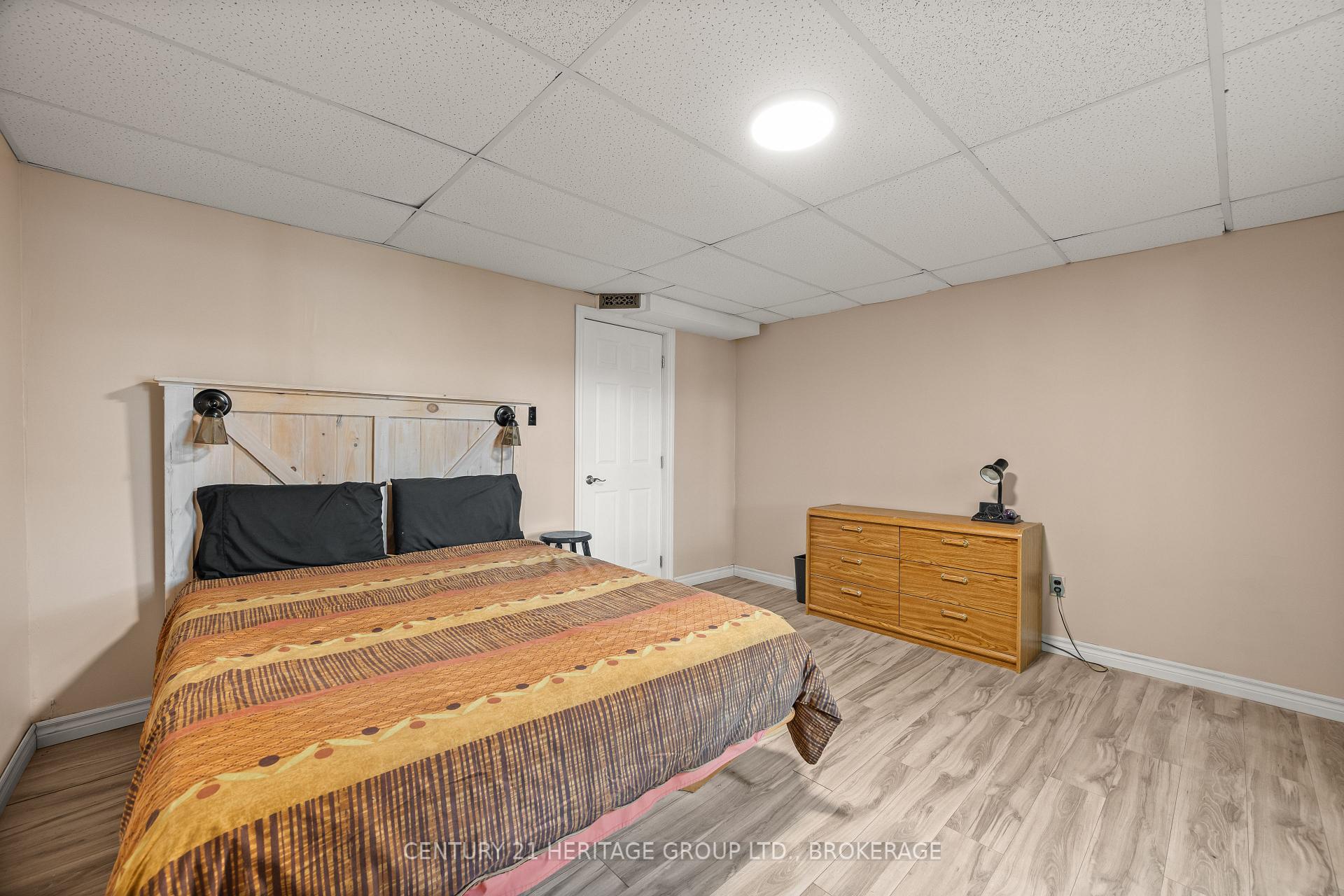 Photo 32 of 4212 Pine Ridge Drive, Frontenac, Frontenac South — HOMEH