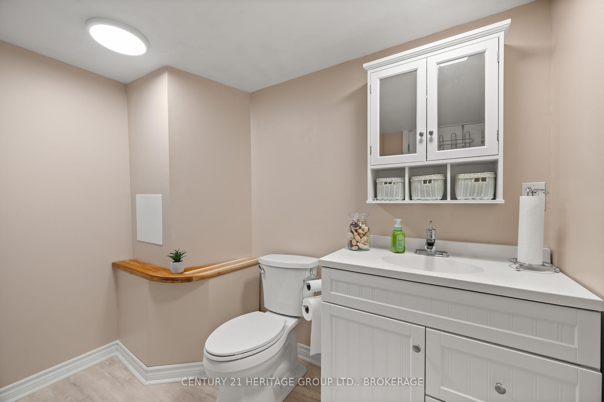 Photo 35 of 4212 Pine Ridge Drive, Frontenac, Frontenac South — HOMEH