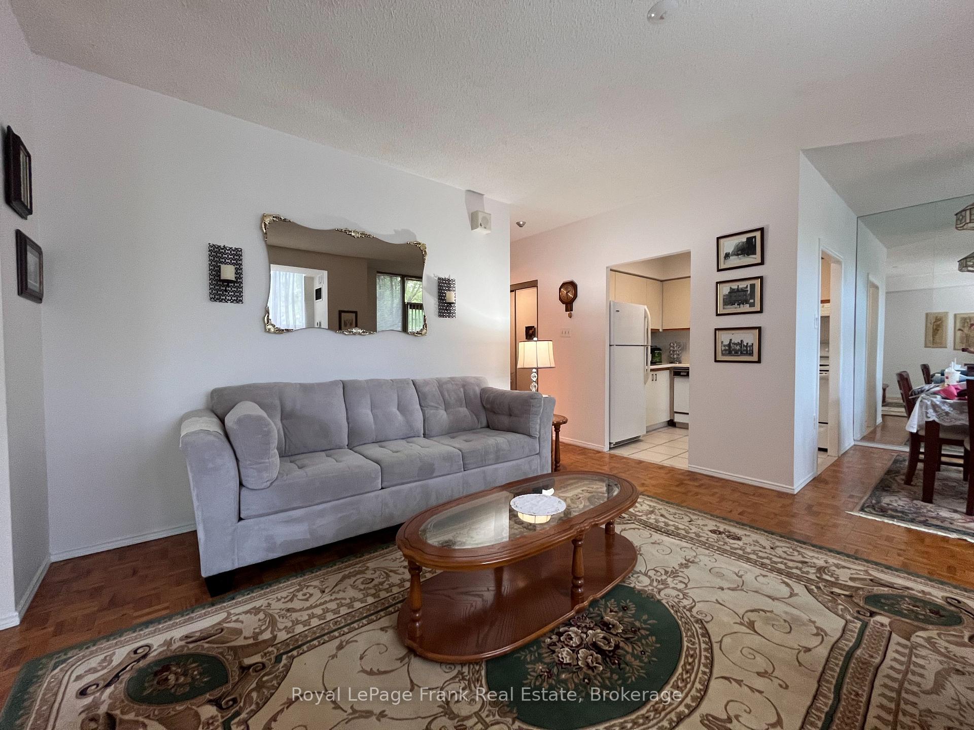 Photo 13 of Unit 102, 1110 Walden Circle, Mississauga, Clarkson — HOMEH