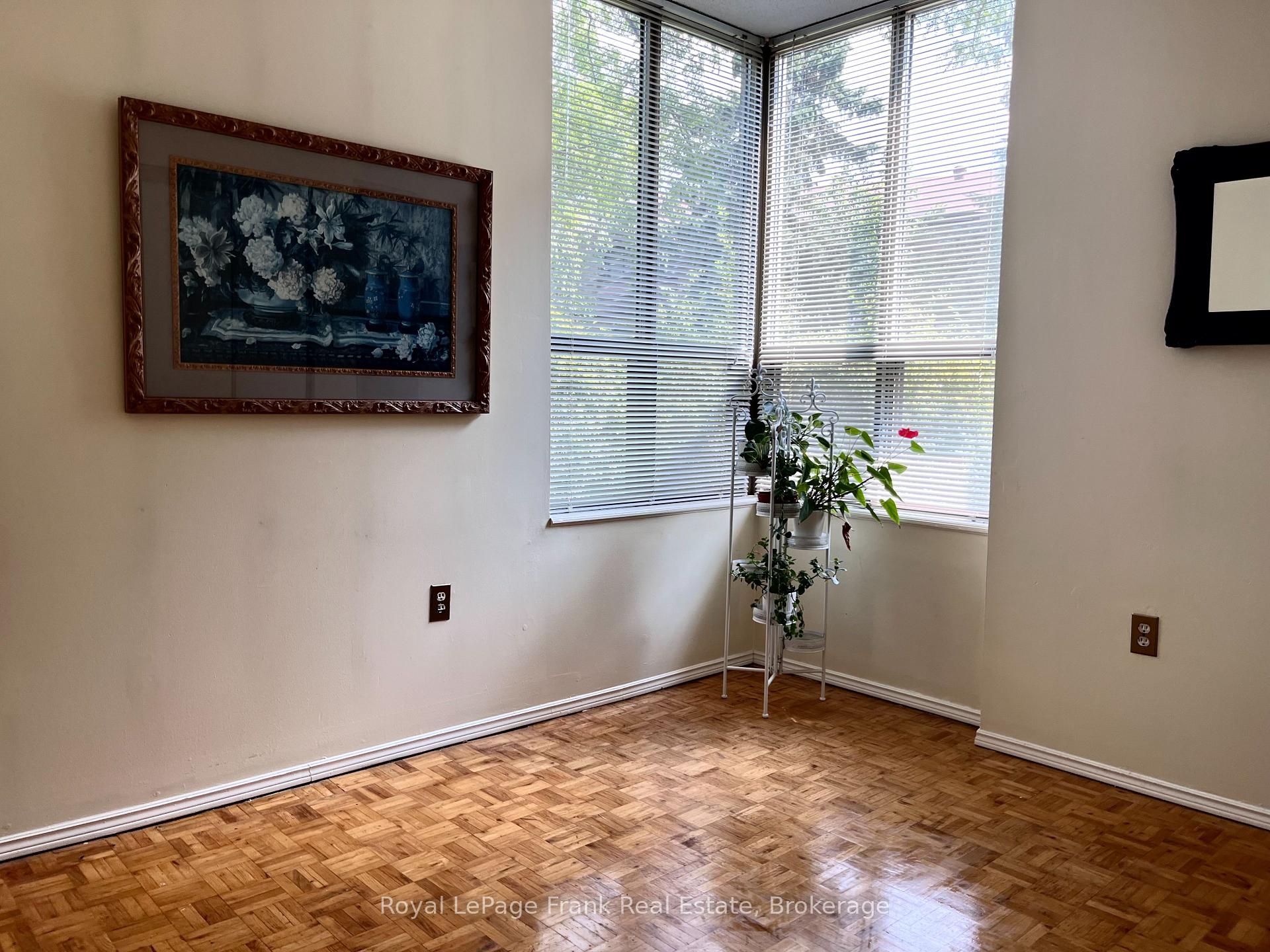 Photo 29 of Unit 102, 1110 Walden Circle, Mississauga, Clarkson — HOMEH