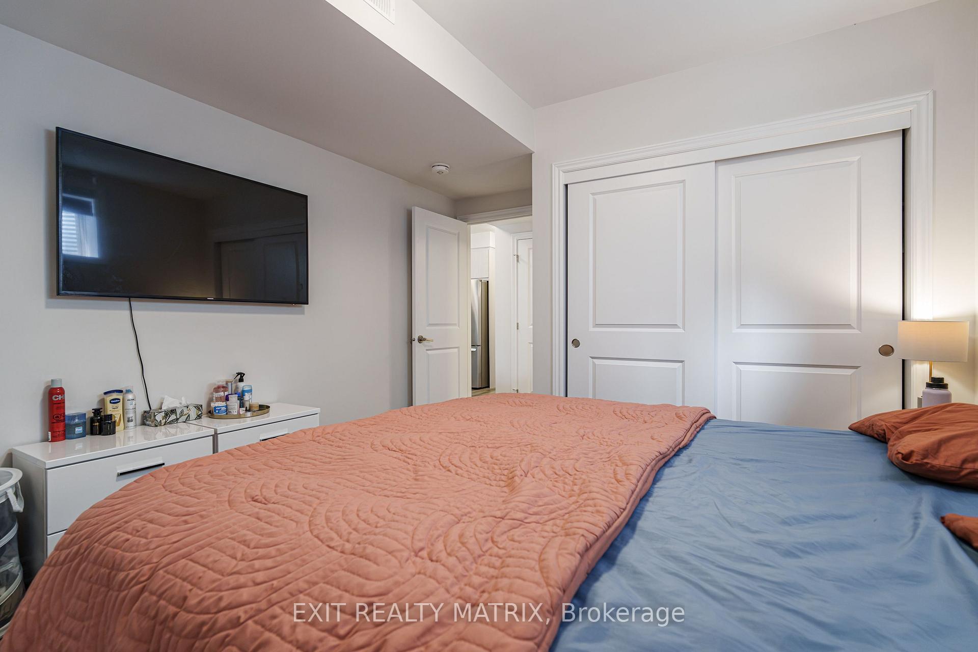 Photo 25 of Unit B, 161 Massalia Crescent, Ottawa, Notting Hill/Summerside — HOMEH
