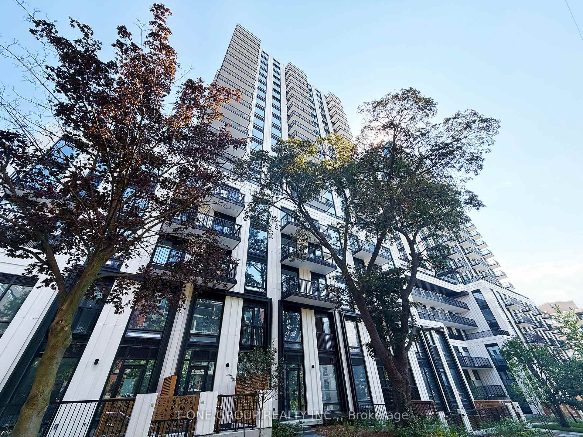Photo 2 of Unit 1706, 91 Montclair Avenue, Toronto, Forest Hill South — HOMEH