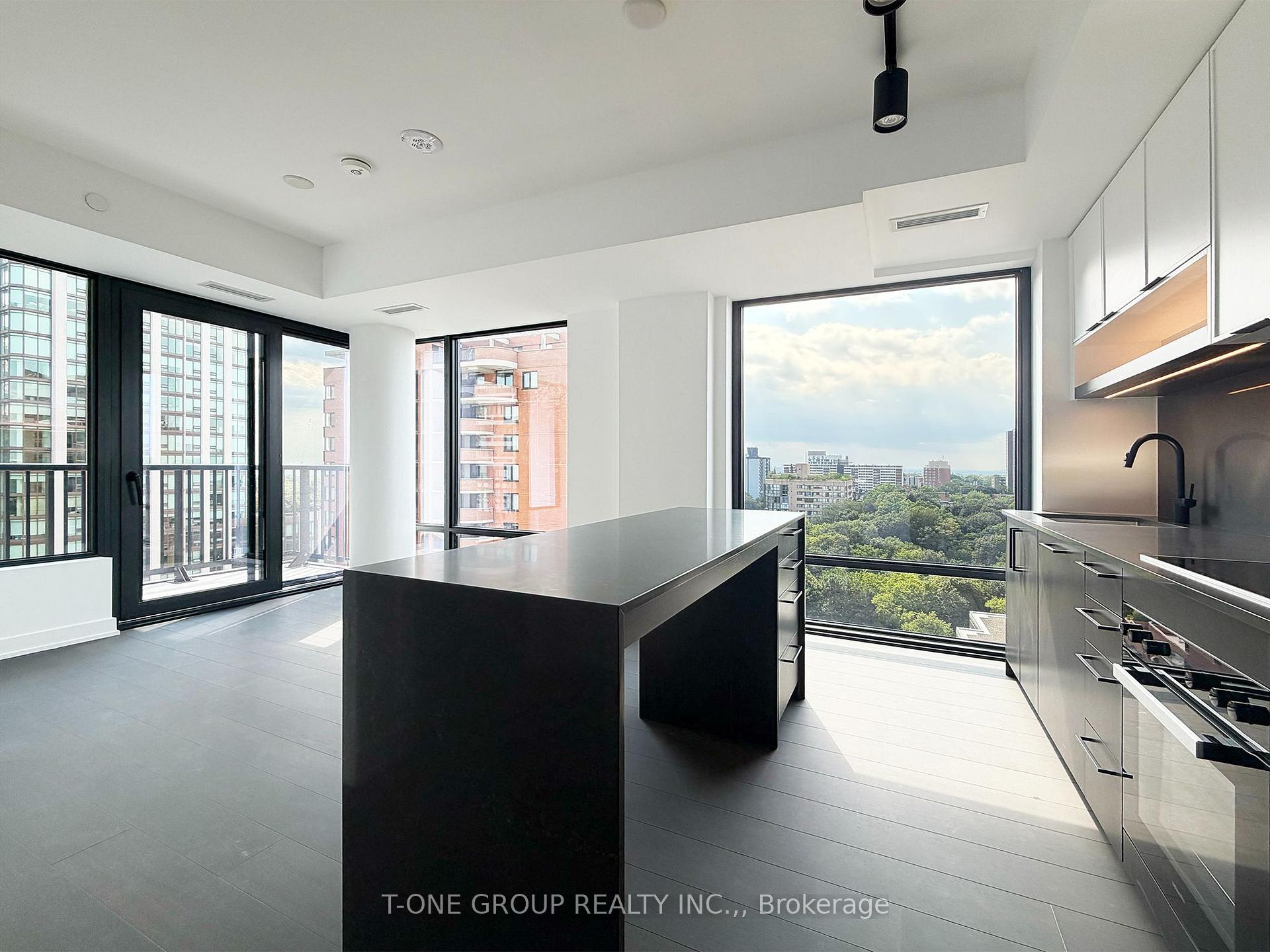 Photo 3 of Unit 1706, 91 Montclair Avenue, Toronto, Forest Hill South — HOMEH