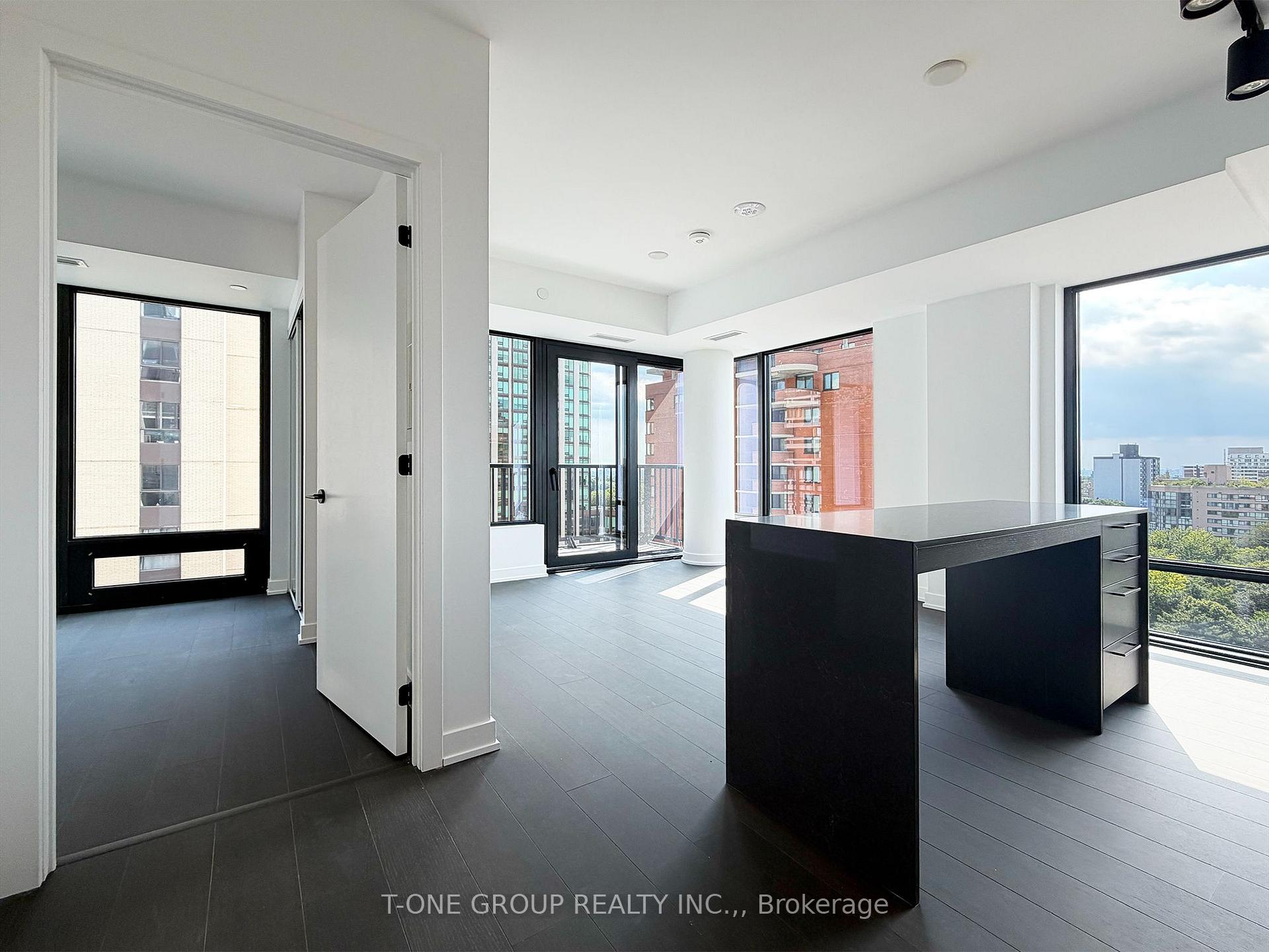 Photo 5 of Unit 1706, 91 Montclair Avenue, Toronto, Forest Hill South — HOMEH