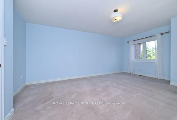 Photo 18 of 251 Denise Circle, Newmarket, Summerhill Estates — HOMEH
