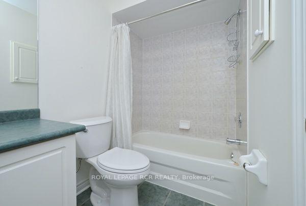 Photo 22 of 251 Denise Circle, Newmarket, Summerhill Estates — HOMEH