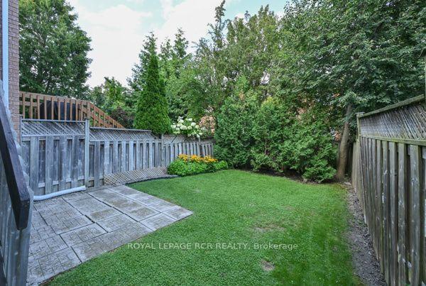Photo 30 of 251 Denise Circle, Newmarket, Summerhill Estates — HOMEH