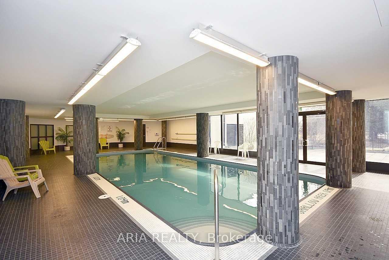 Photo 4 of Unit 1401, 350 Webb Drive, Mississauga, City Centre — HOMEH