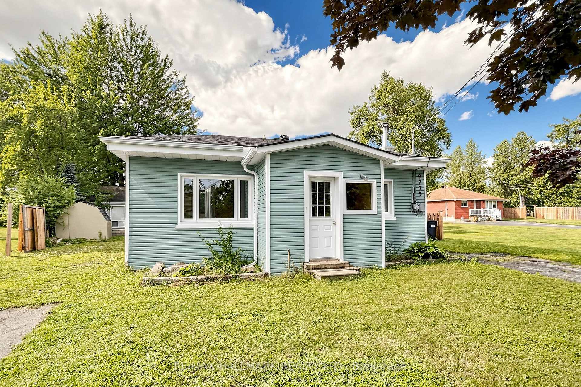 Photo 5 of 9775 Beachwood Road, Collingwood — HOMEH