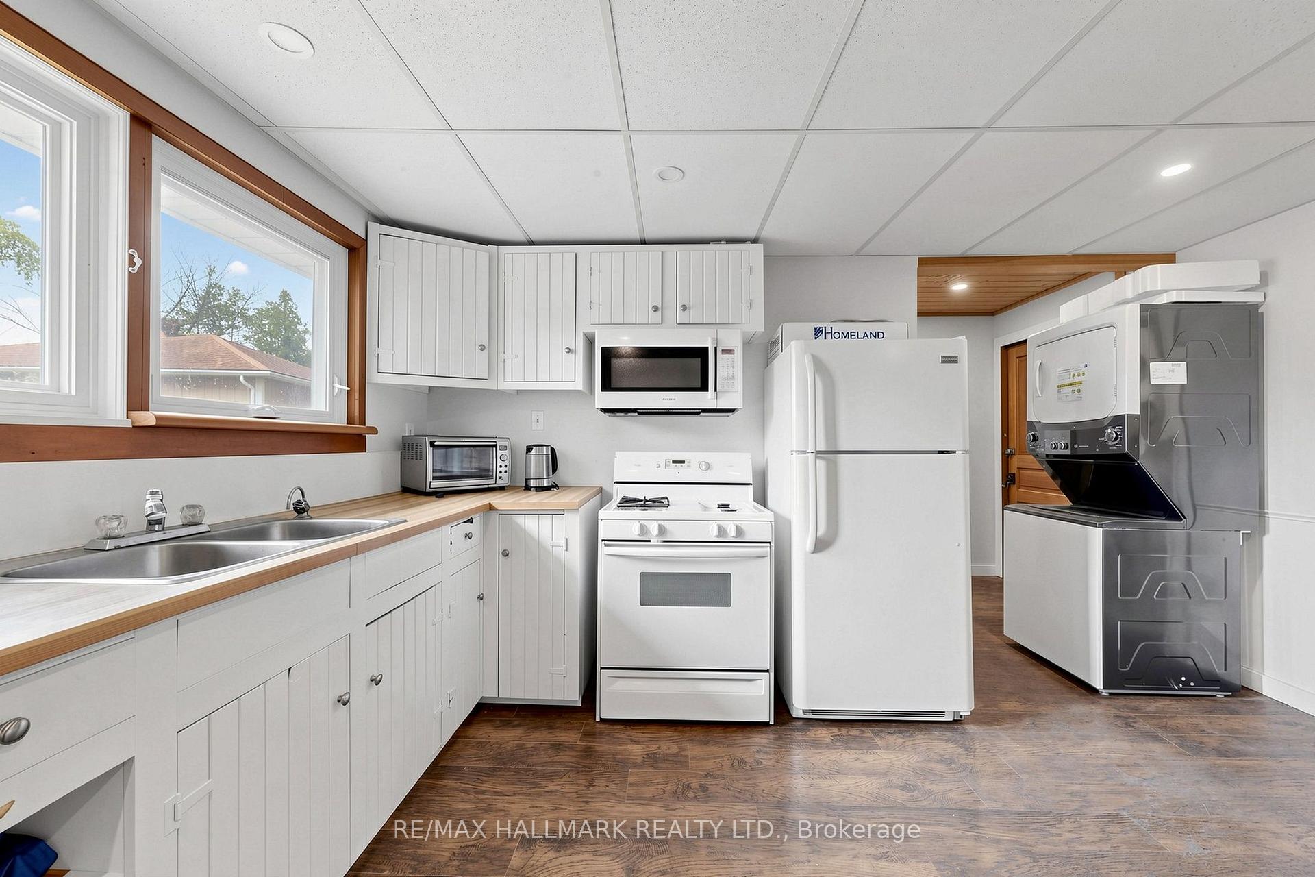 Photo 7 of 9775 Beachwood Road, Collingwood — HOMEH
