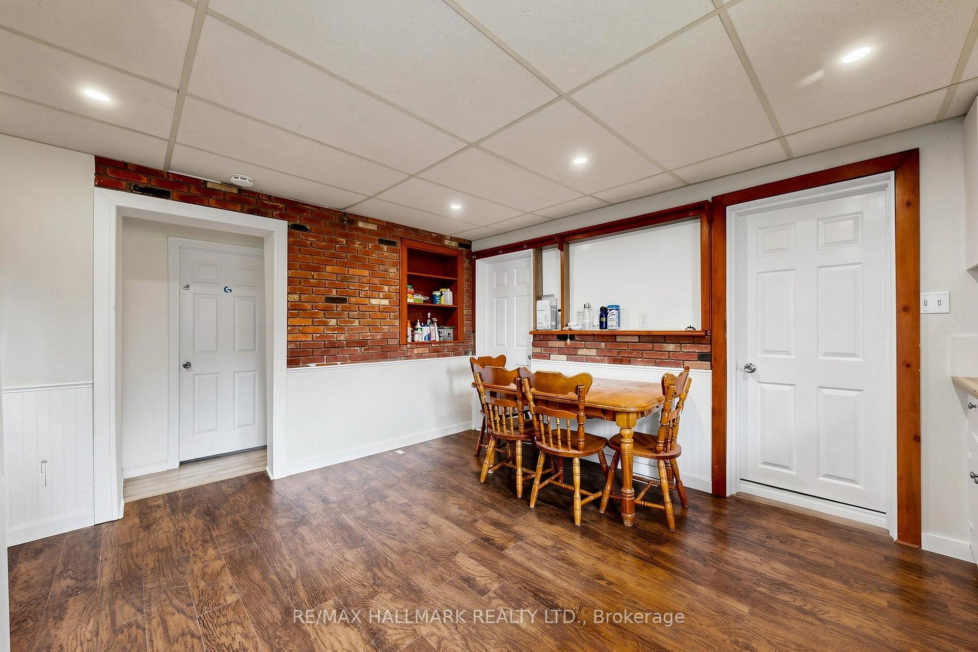 Photo 11 of 9775 Beachwood Road, Collingwood — HOMEH