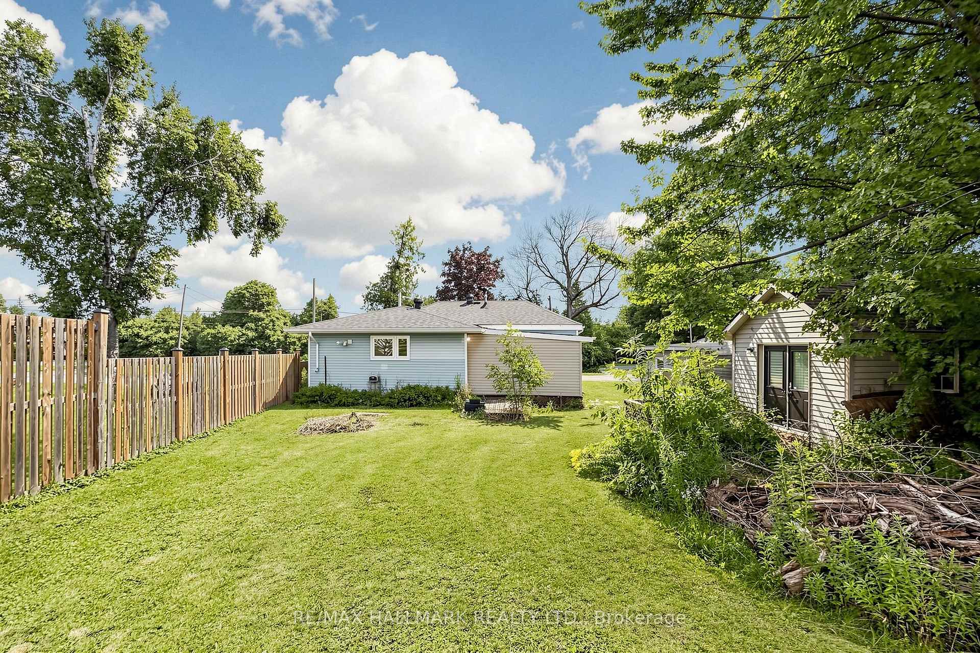 Photo 18 of 9775 Beachwood Road, Collingwood — HOMEH