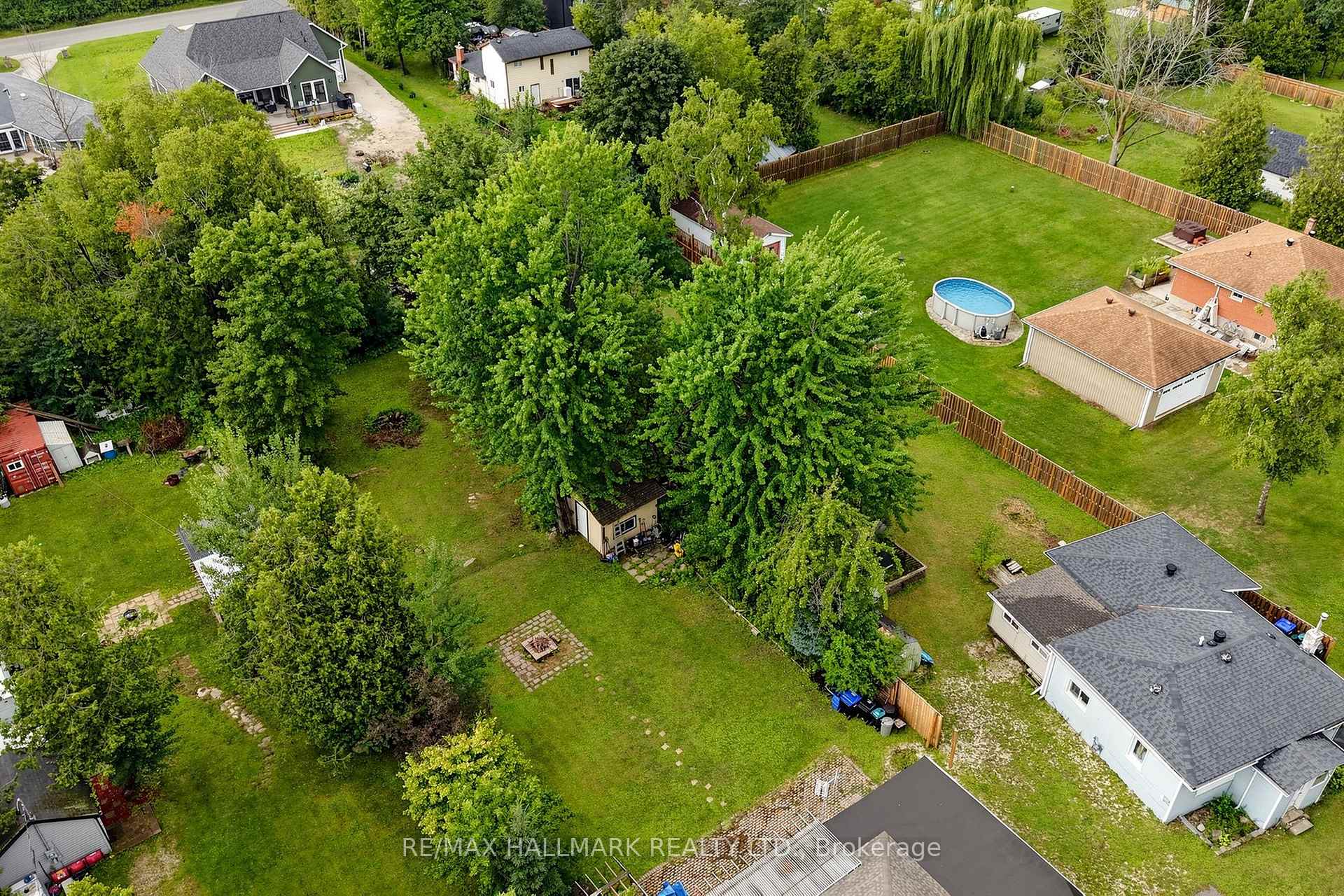 Photo 23 of 9775 Beachwood Road, Collingwood — HOMEH