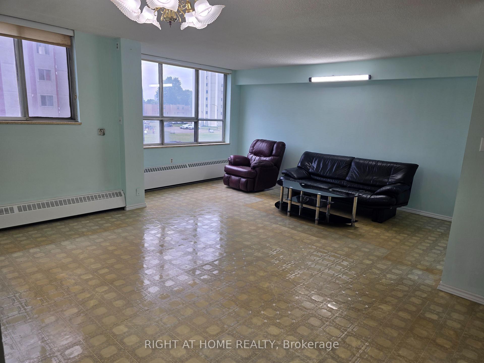 Photo 1 of Unit 302, 50 Lotherton Pathway, North York, Yorkdale-Glen Park — HOMEH