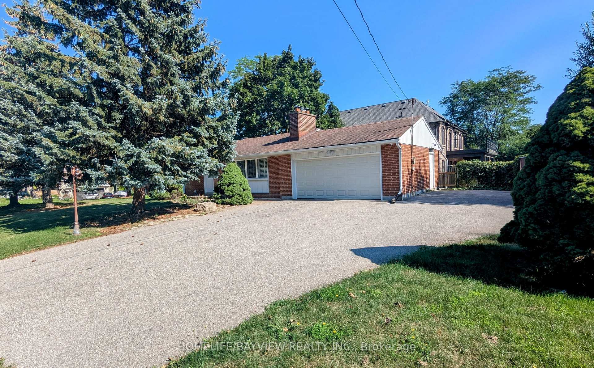 Photo 20 of 44 Starlight Crescent, Richmond Hill, Mill Pond — HOMEH