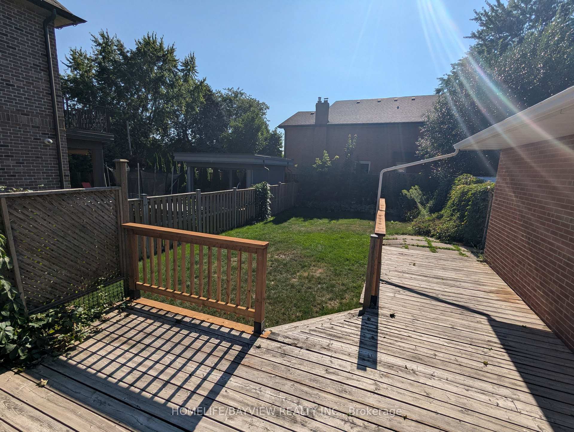 Photo 25 of 44 Starlight Crescent, Richmond Hill, Mill Pond — HOMEH
