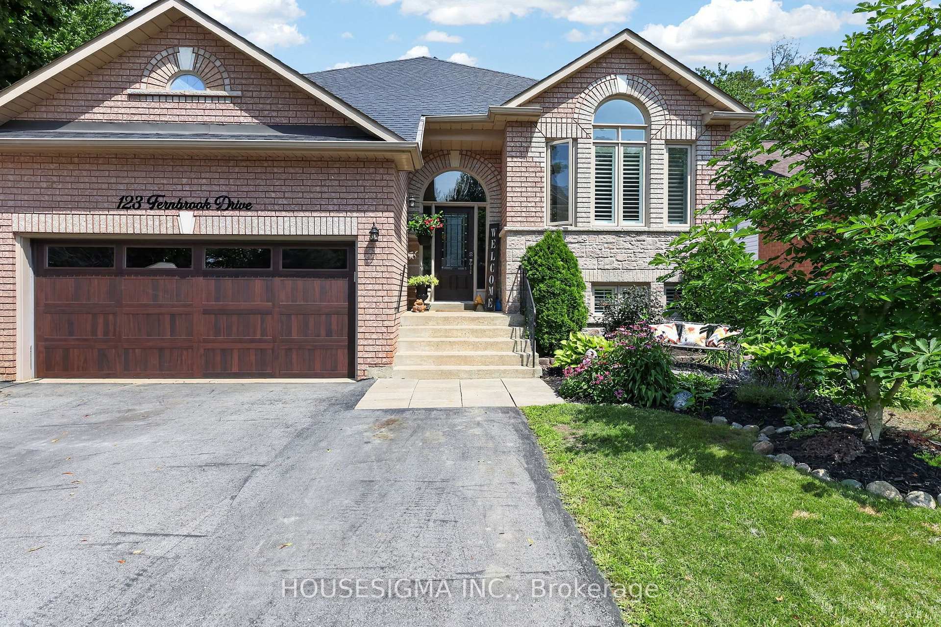 Photo 5 of 123 Fernbrook Drive, Wasaga Beach — HOMEH