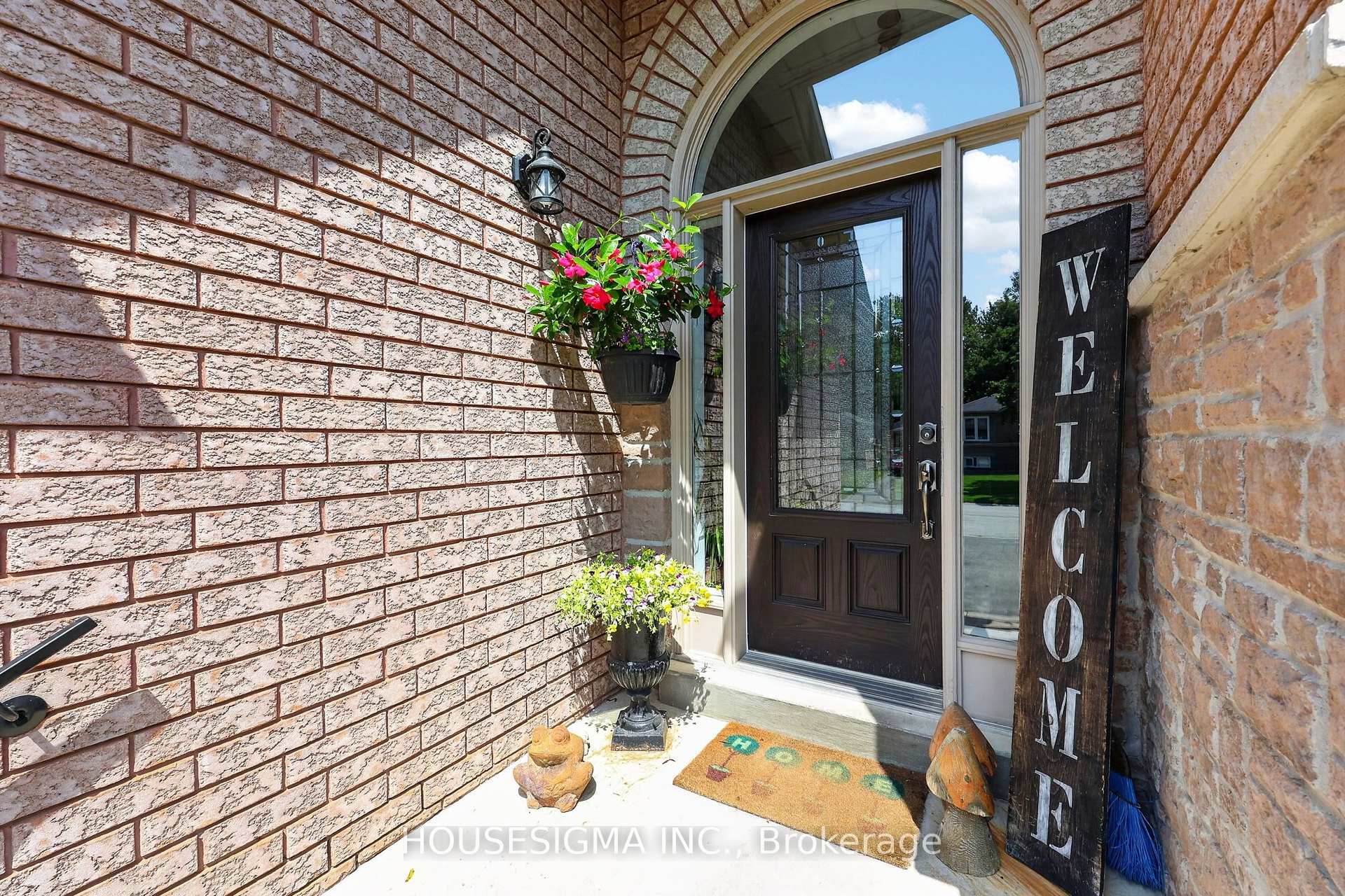 Photo 8 of 123 Fernbrook Drive, Wasaga Beach — HOMEH