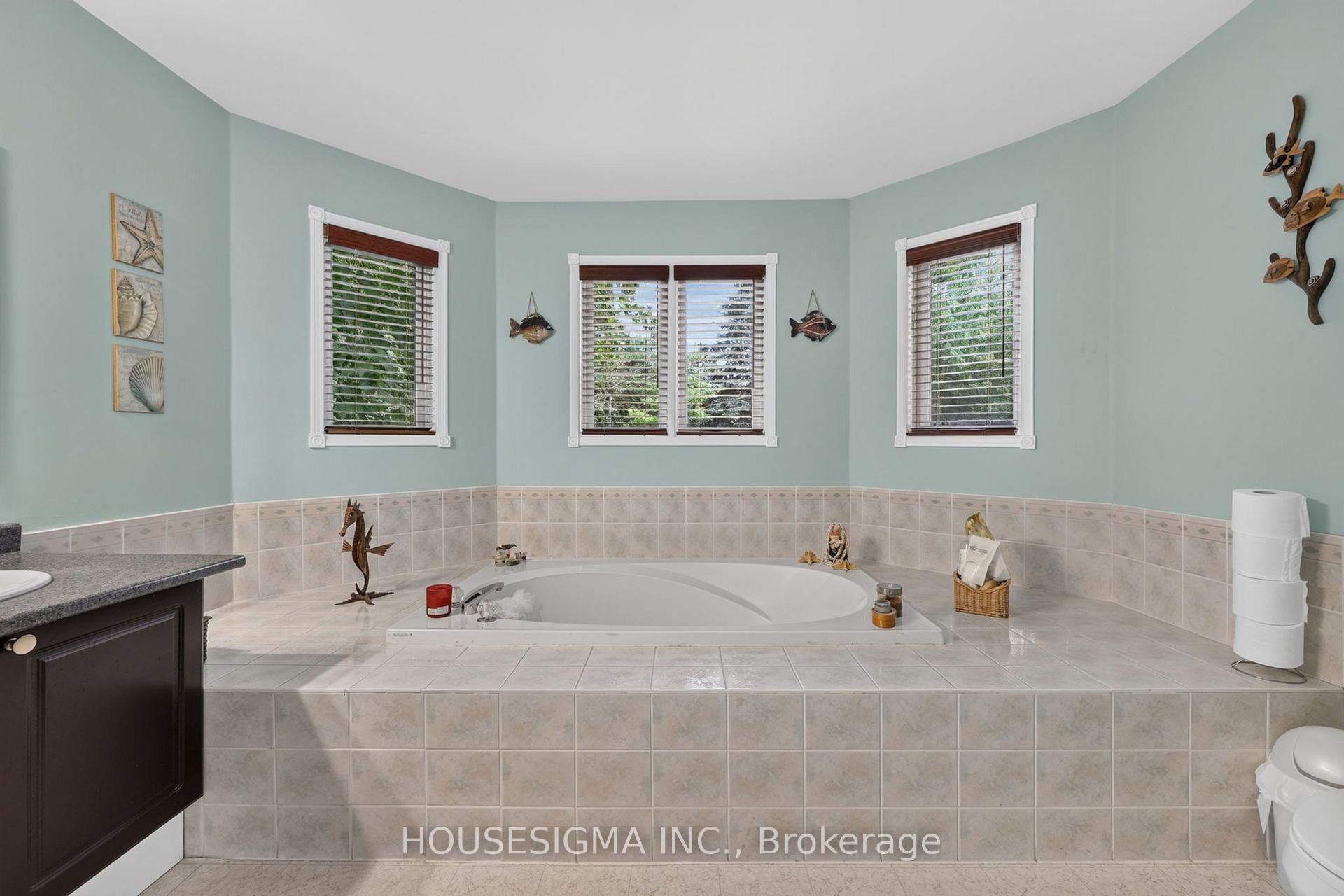 Photo 31 of 123 Fernbrook Drive, Wasaga Beach — HOMEH
