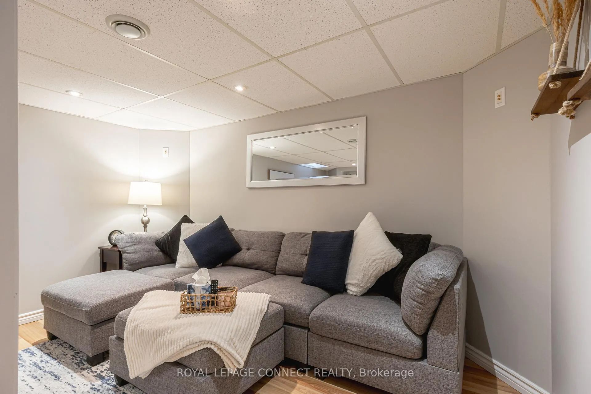 Photo 26 of 24 Annisson Court, Clarington, Bowmanville — HOMEH