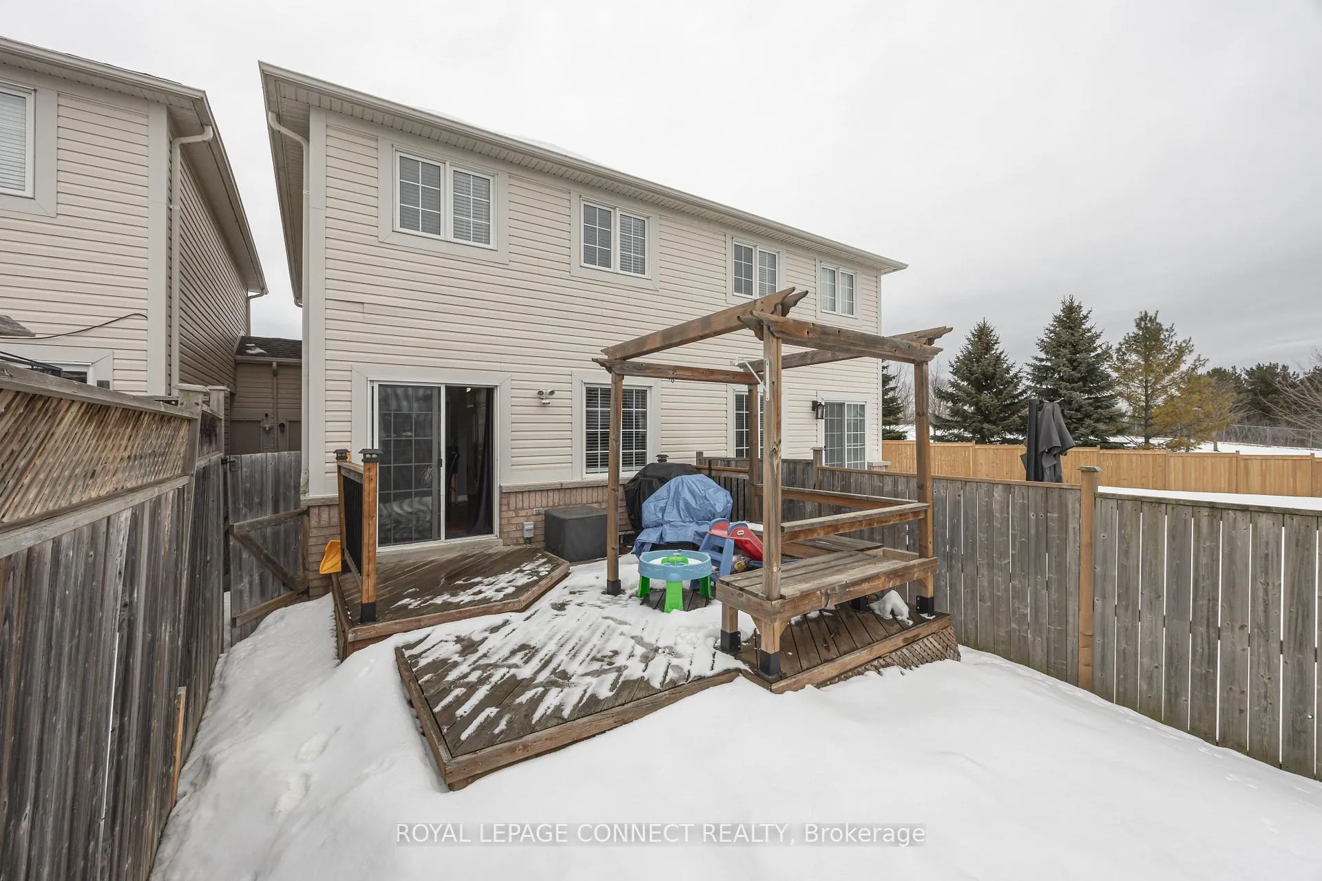 Photo 31 of 24 Annisson Court, Clarington, Bowmanville — HOMEH
