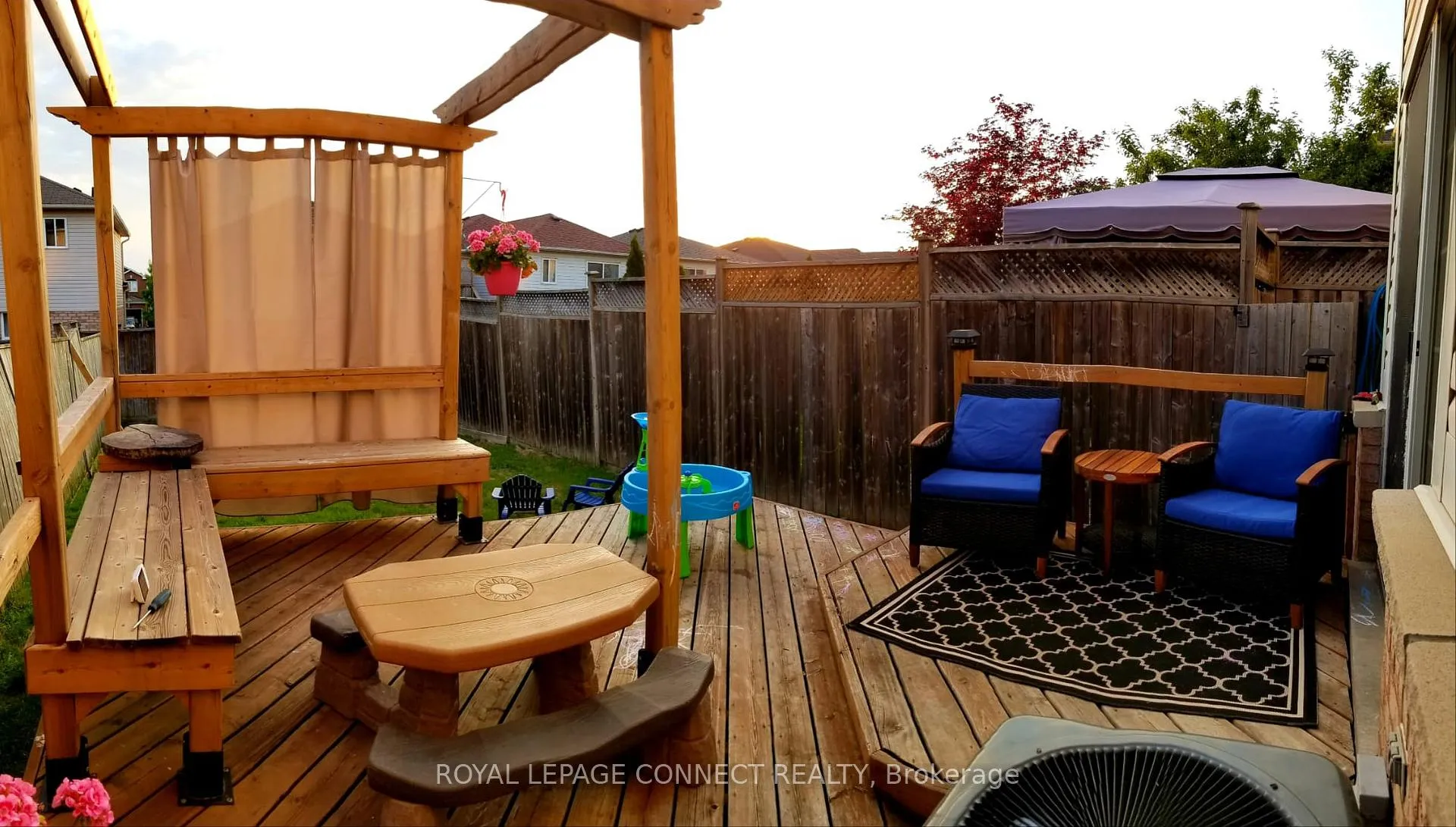 Photo 33 of 24 Annisson Court, Clarington, Bowmanville — HOMEH