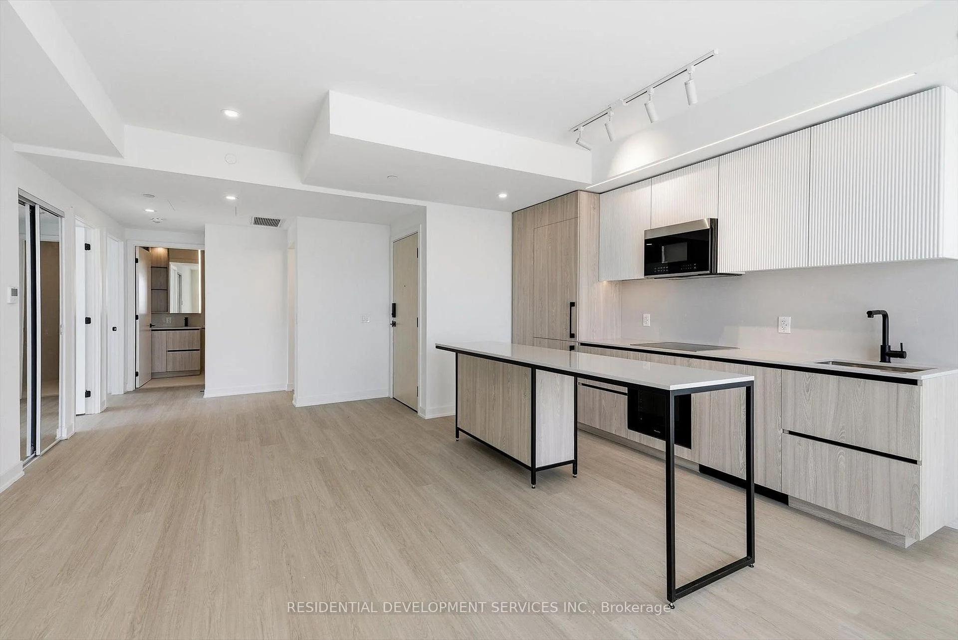 Photo 35 of Unit 1103, 699 Sheppard Avenue E, North York, Bayview Village — HOMEH
