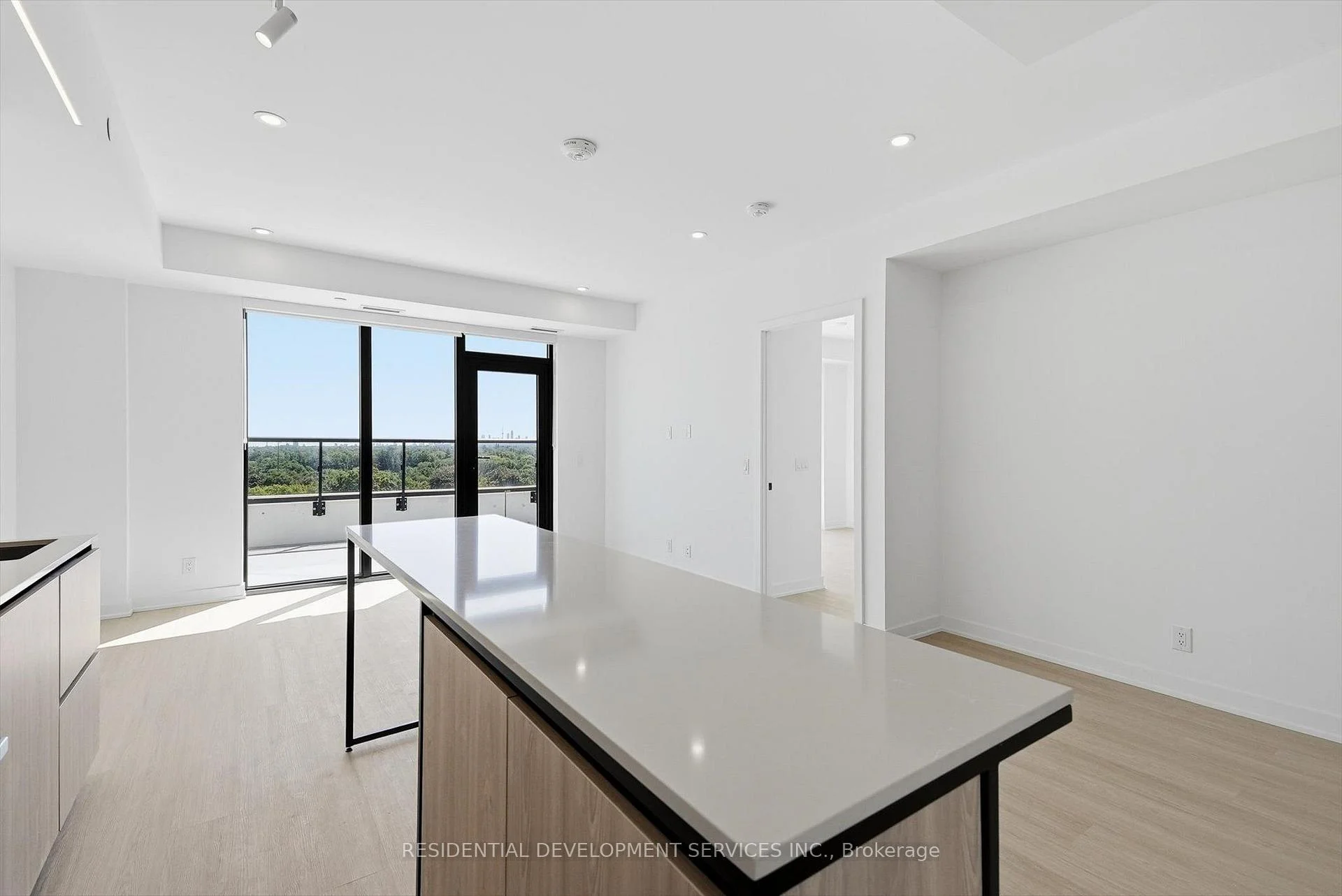 Photo 37 of Unit 1103, 699 Sheppard Avenue E, North York, Bayview Village — HOMEH