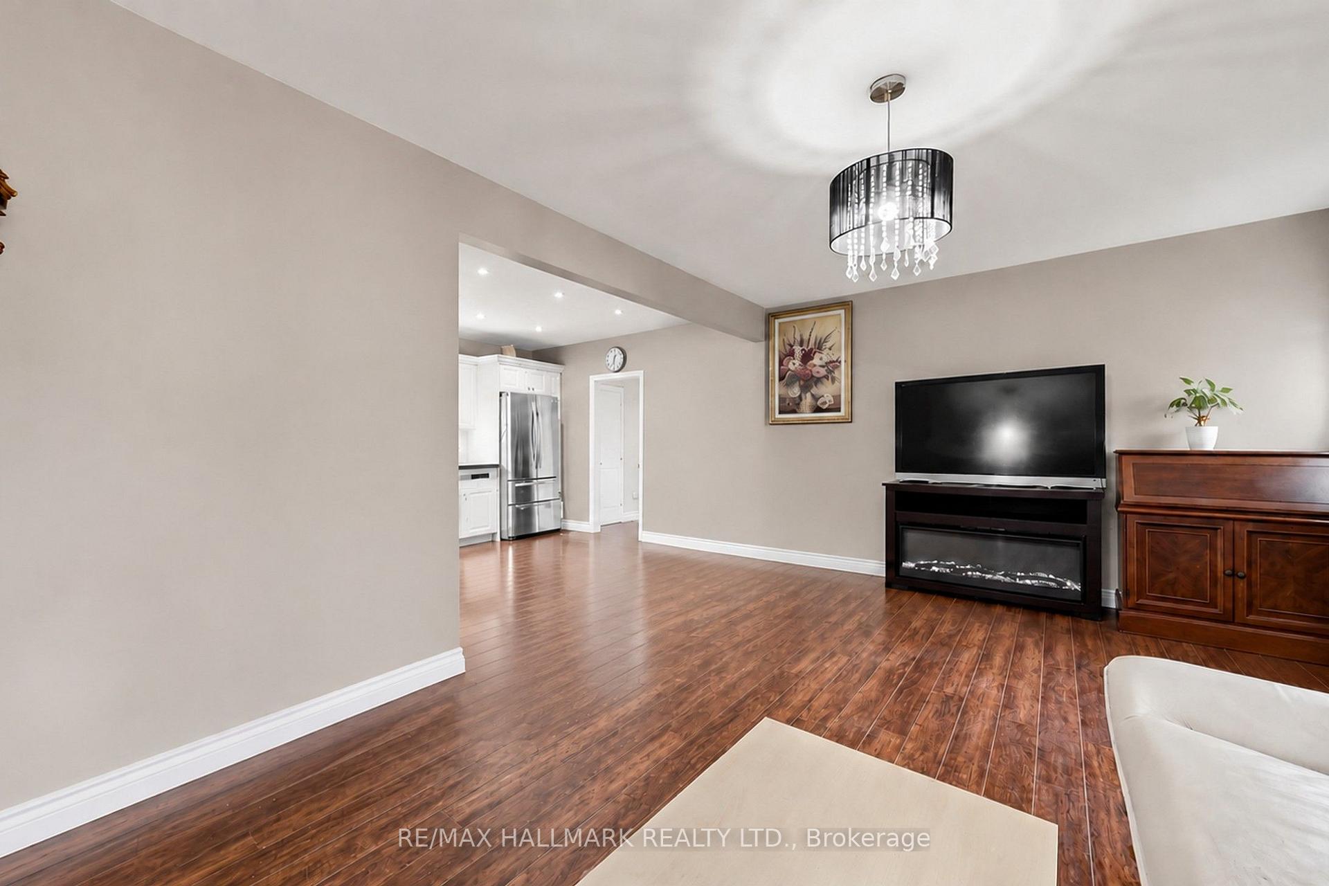 Photo 7 of 9771 Beachwood Road, Collingwood — HOMEH