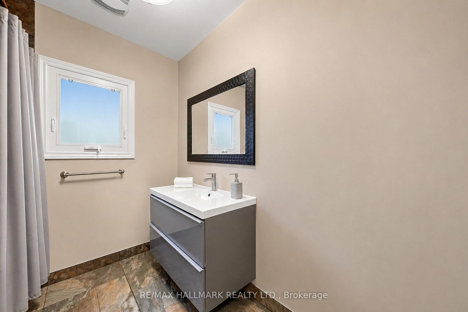 Photo 11 of 9771 Beachwood Road, Collingwood — HOMEH
