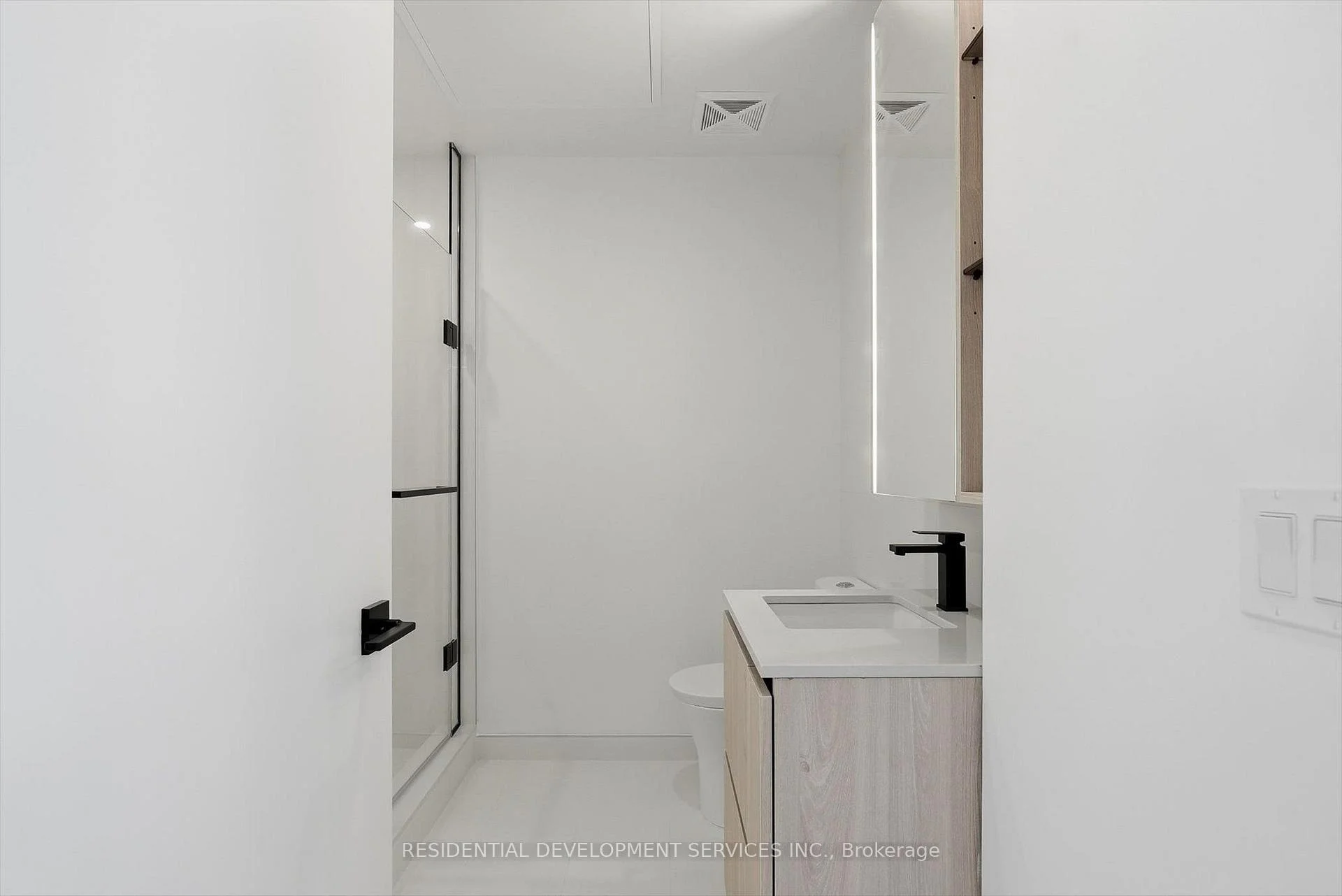 Photo 42 of Unit 1007, 699 Sheppard Avenue E, North York, Bayview Village — HOMEH
