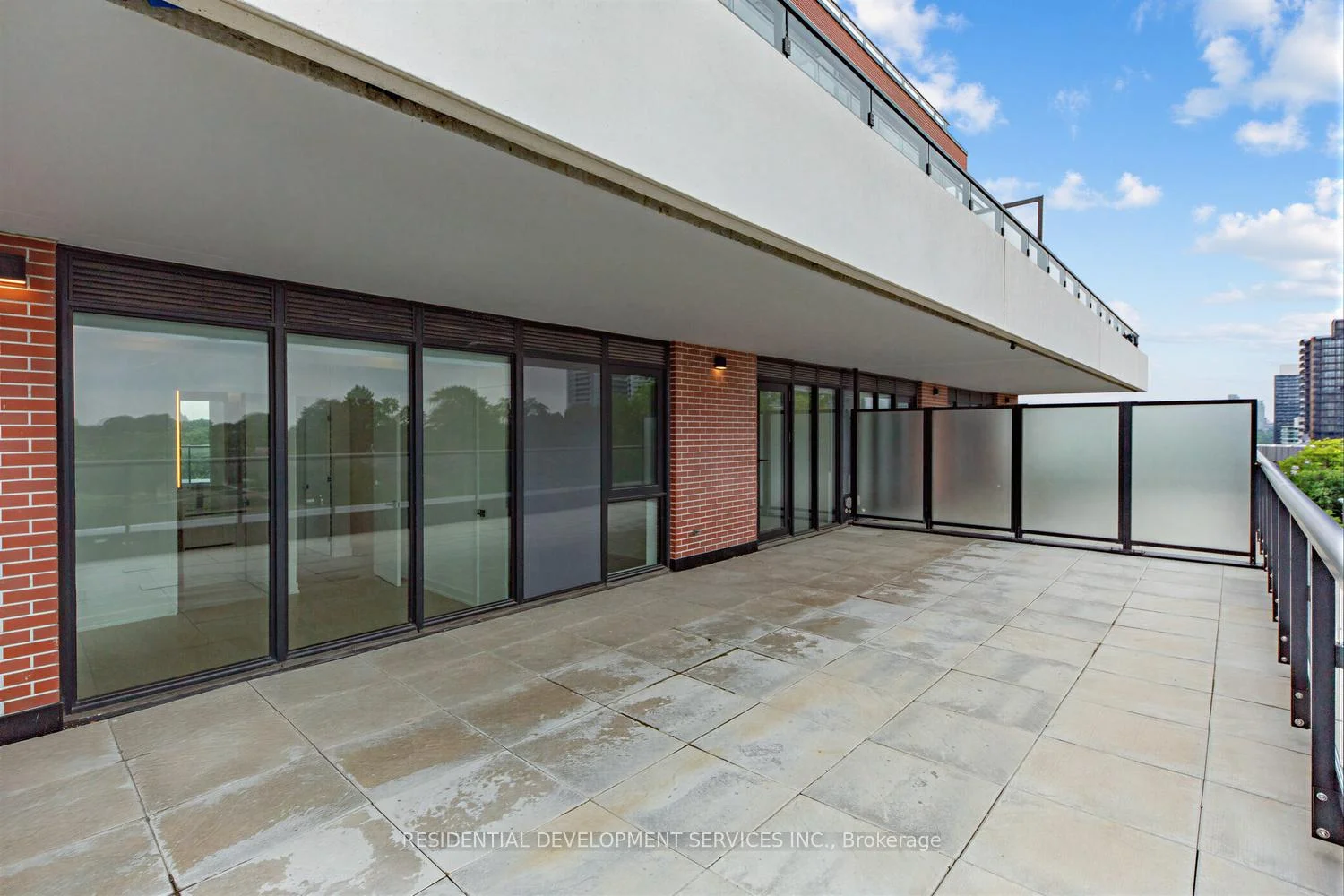 Photo 47 of Unit 1007, 699 Sheppard Avenue E, North York, Bayview Village — HOMEH
