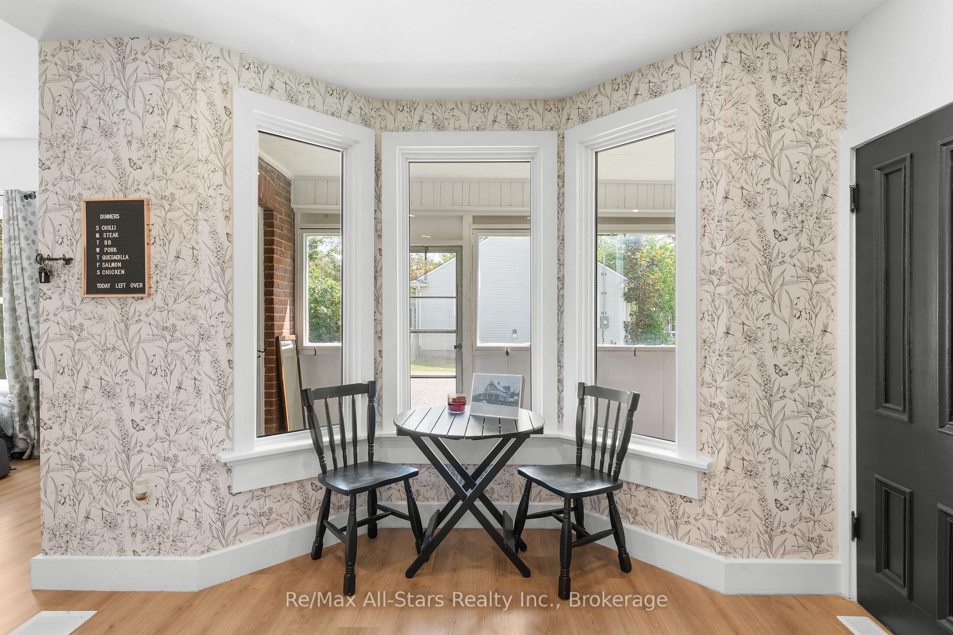 Photo 15 of 21 Francis Street E, Kawartha Lakes, Fenelon Falls — HOMEH
