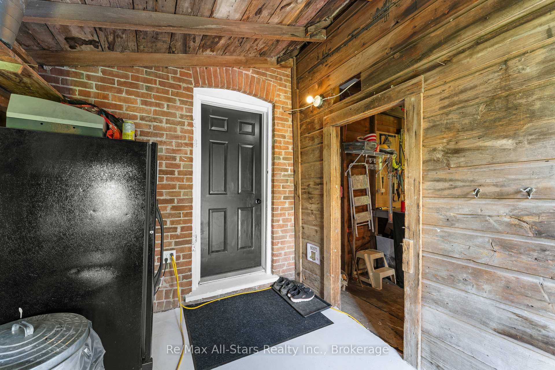 Photo 40 of 21 Francis Street E, Kawartha Lakes, Fenelon Falls — HOMEH