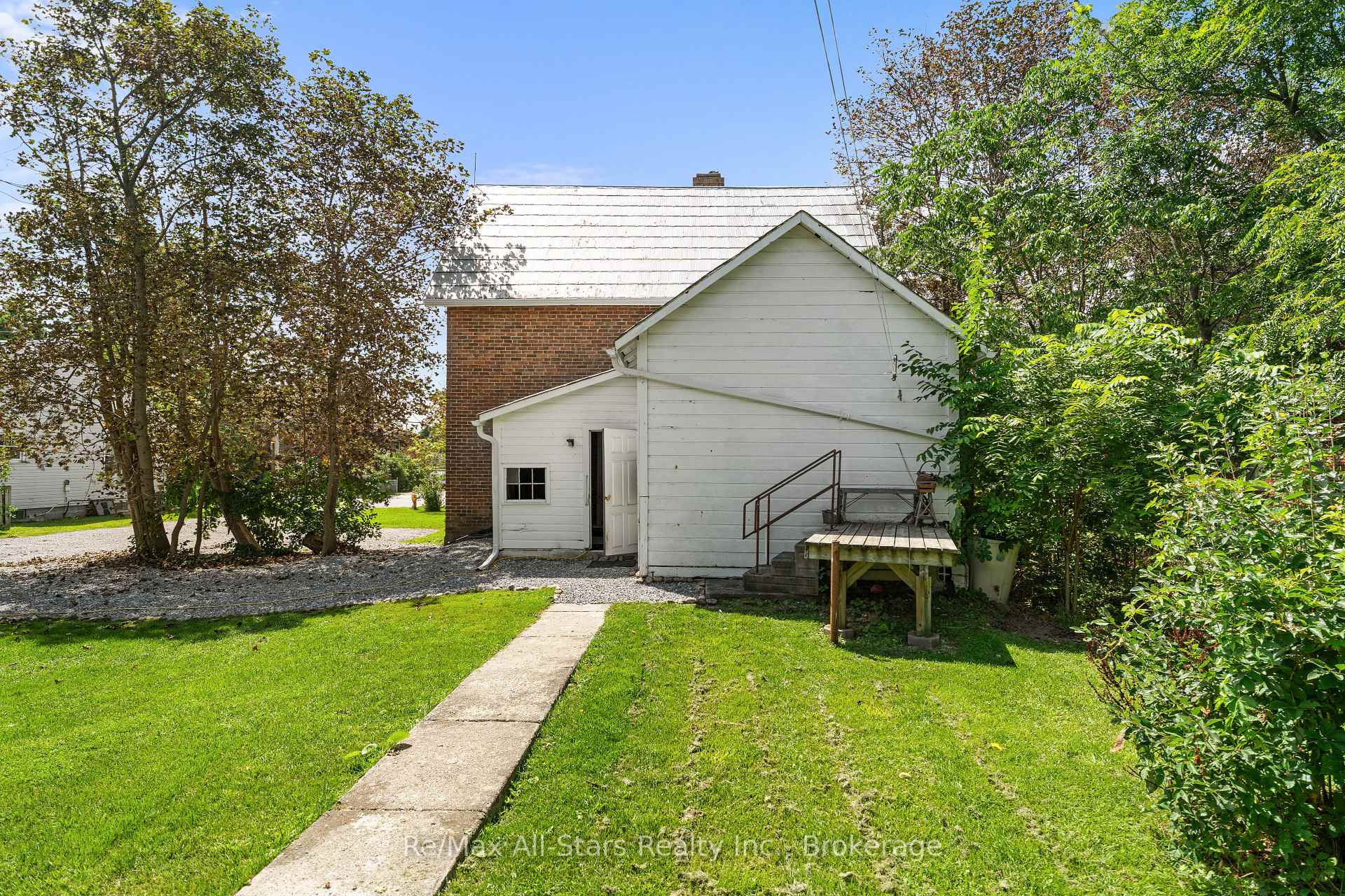 Photo 44 of 21 Francis Street E, Kawartha Lakes, Fenelon Falls — HOMEH