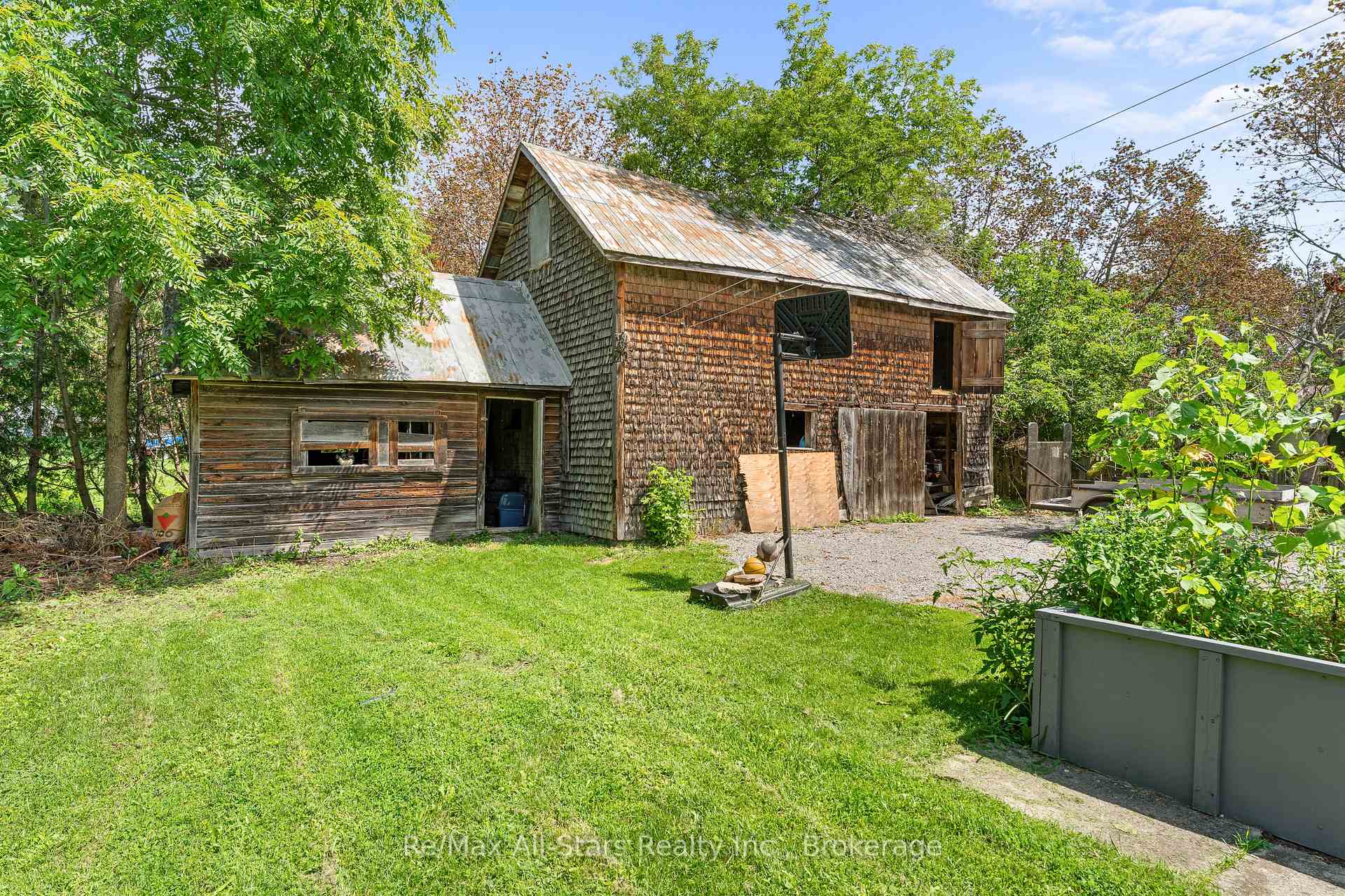 Photo 47 of 21 Francis Street E, Kawartha Lakes, Fenelon Falls — HOMEH