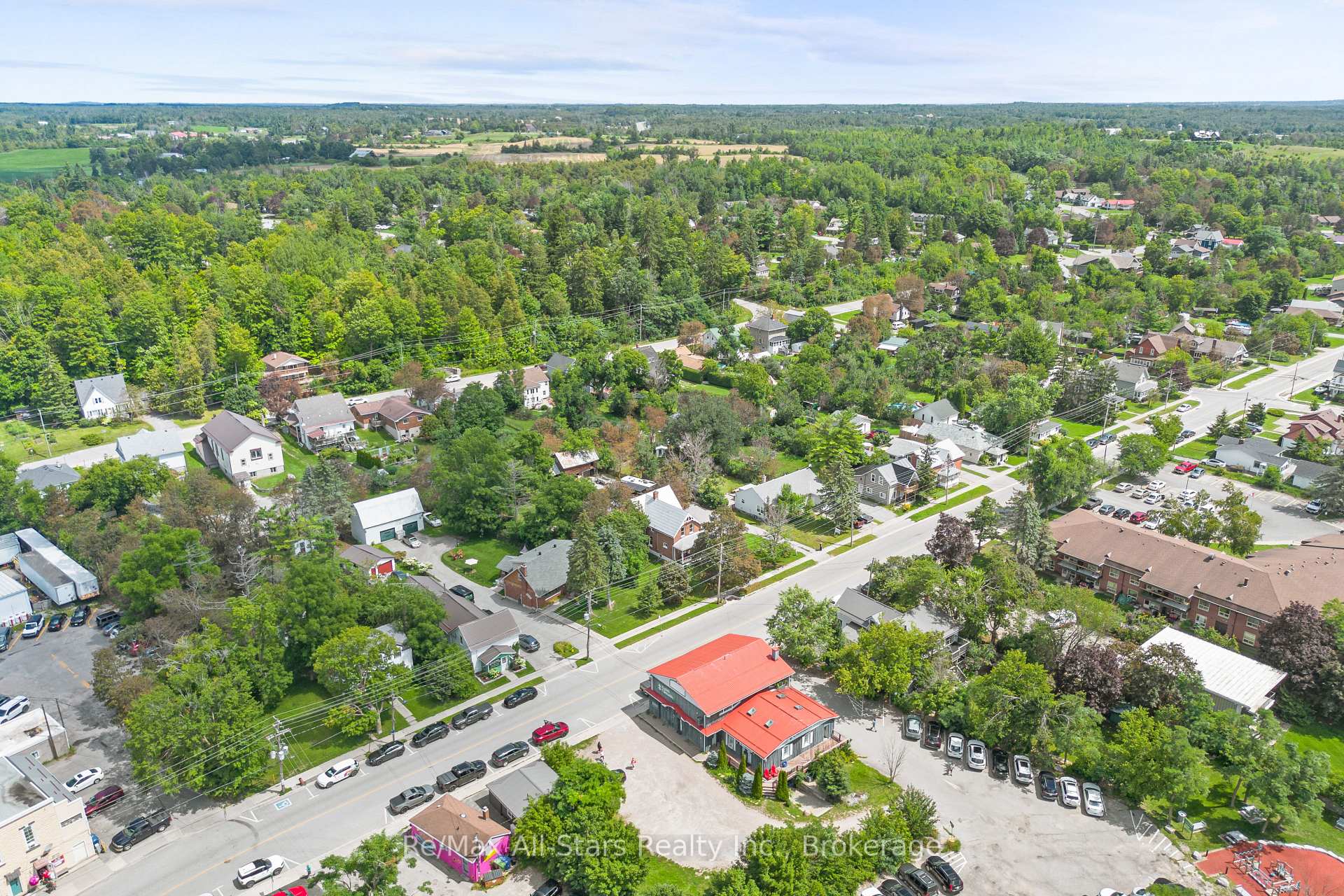 Photo 51 of 21 Francis Street E, Kawartha Lakes, Fenelon Falls — HOMEH